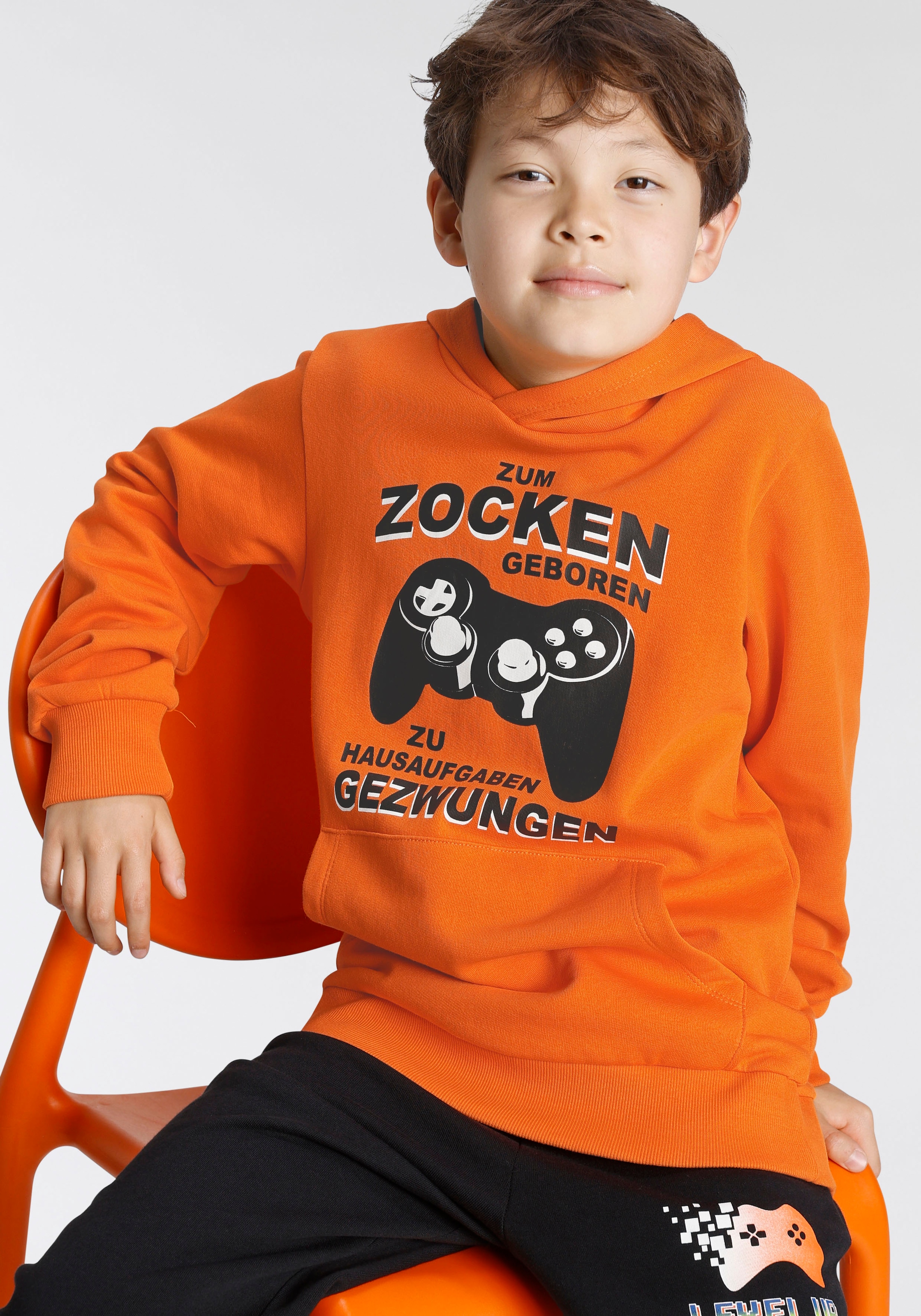 KIDSWORLD Kapuzensweatshirt »FÜR ZOCKER«, Langarm, mit Rippbündchen, bedruckt, Rundhalsausschnitt