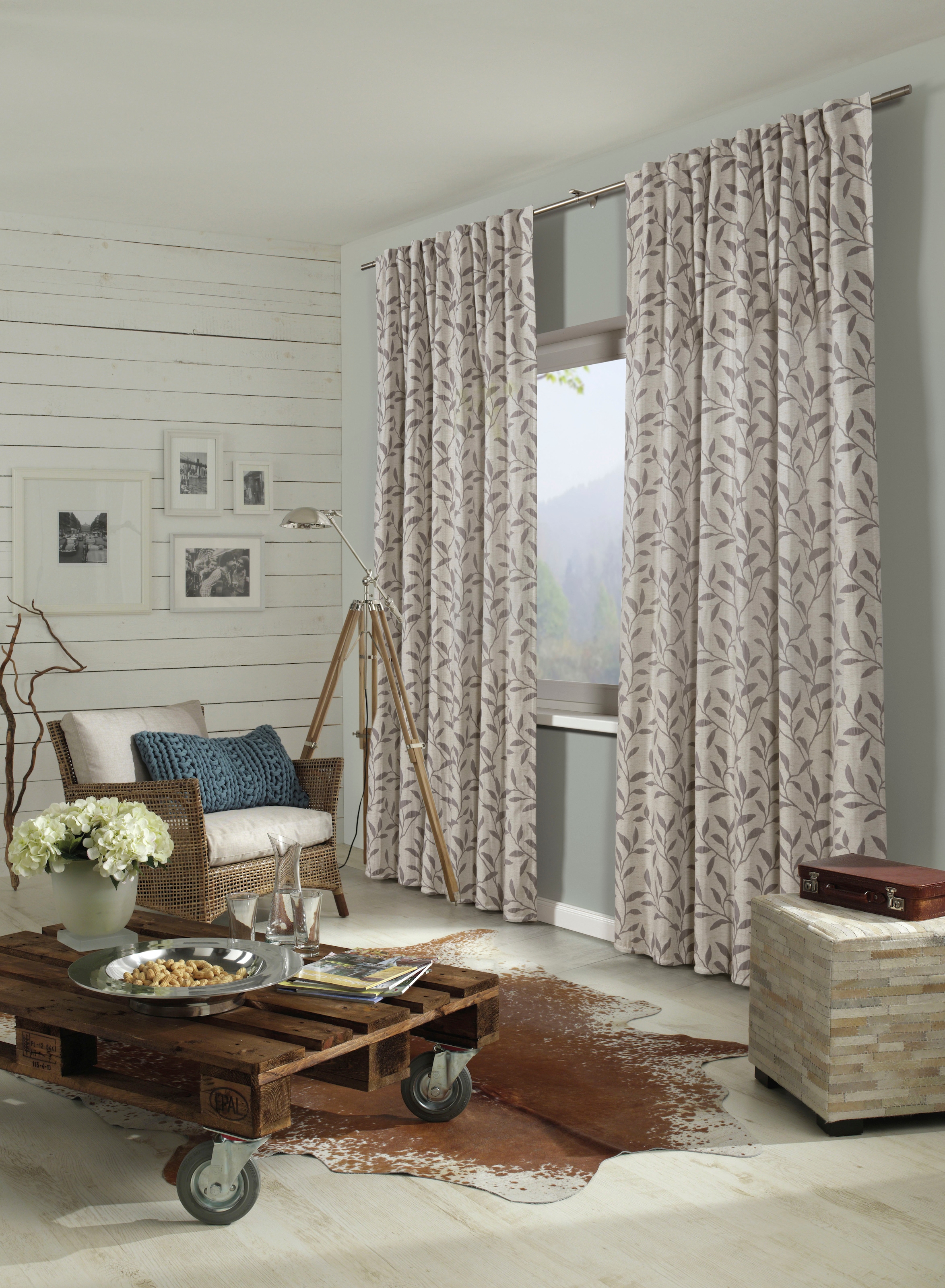 Gardine »Schal Jacquard Ranke«, (1 St.), mit Gardinenband und verdeckten Schlaufen