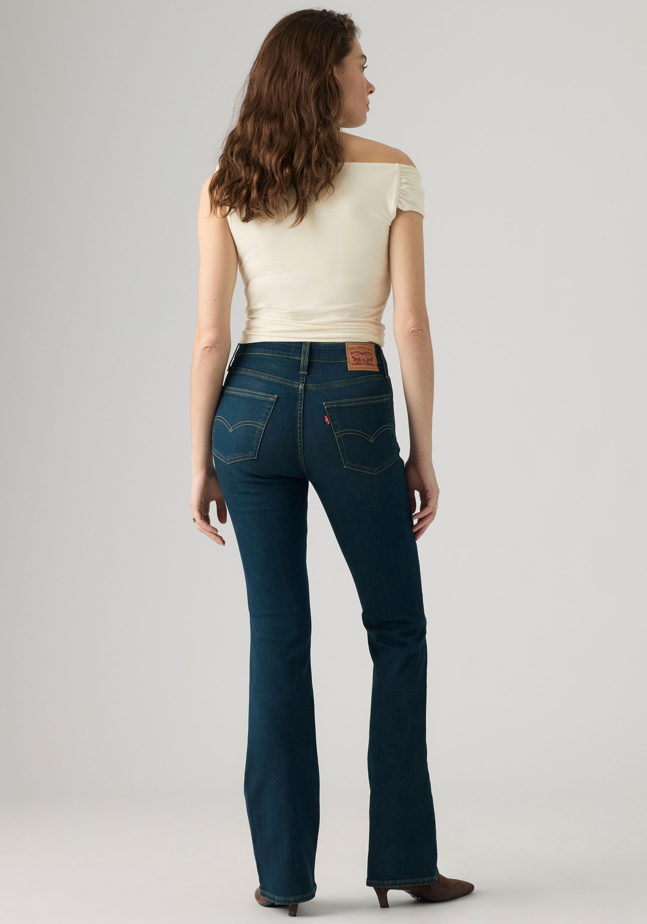 Levi's® Bootcut-Jeans »725 HIGH RISE BOOTCUT«