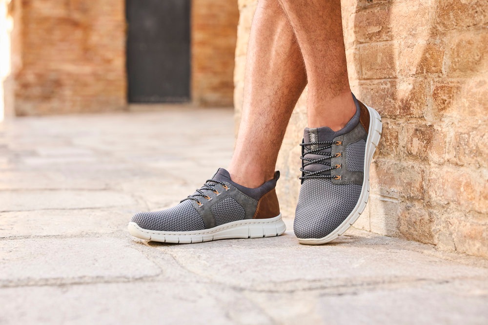 Rieker Slip-On Sneaker, Schlupfschuh, Halbschuh, Freizeitschuh mit Gummizug, zum Schlupfen