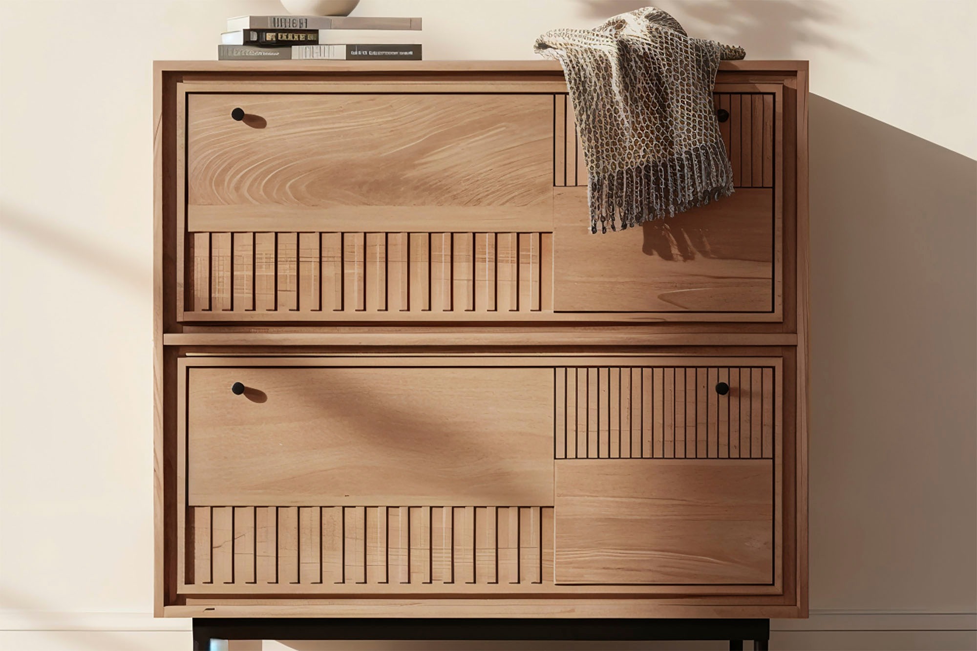 SIT Schuhschrank »Schuhkommode – Massives Holz mit Lamellen‑Front & kunstvollen Holz« 1 Stk. tlg. Massiver Schuhschrank mit Lamellen‑Front & kunstvollen Schnitzereien