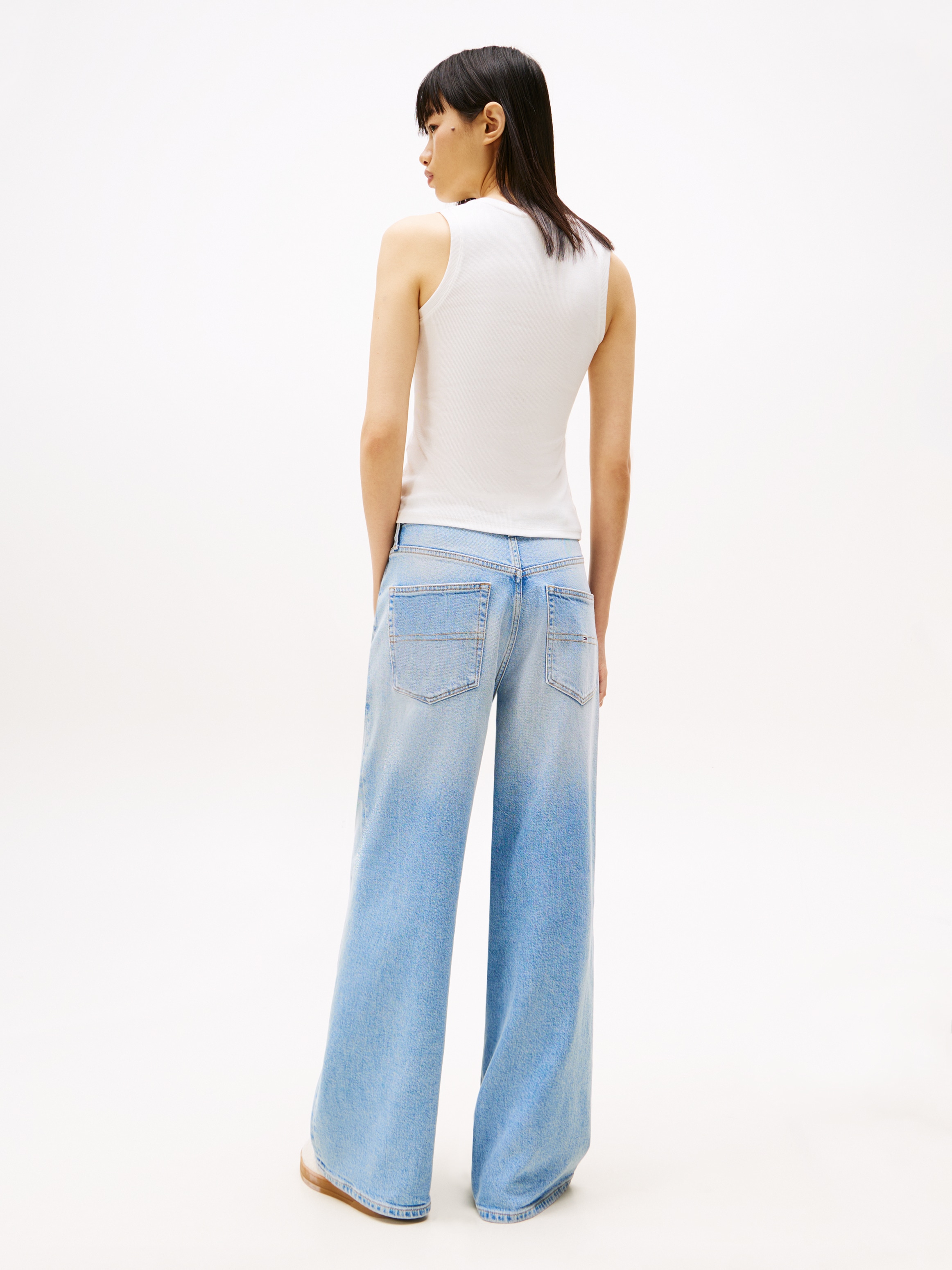 Tommy Jeans Tanktop »TJW ESSENTIAL RIB TANK EXT«, mit Logostickerei
