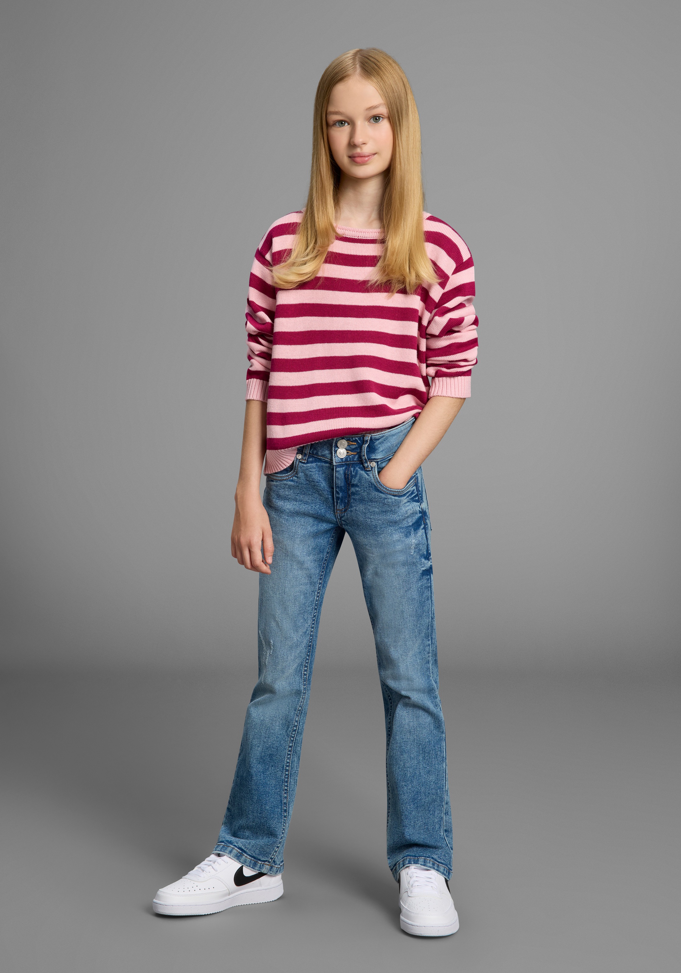 KangaROOS Bootcut-Jeans »Stretchjeans Boot Cut«, Modische Jeans, authentische Waschung