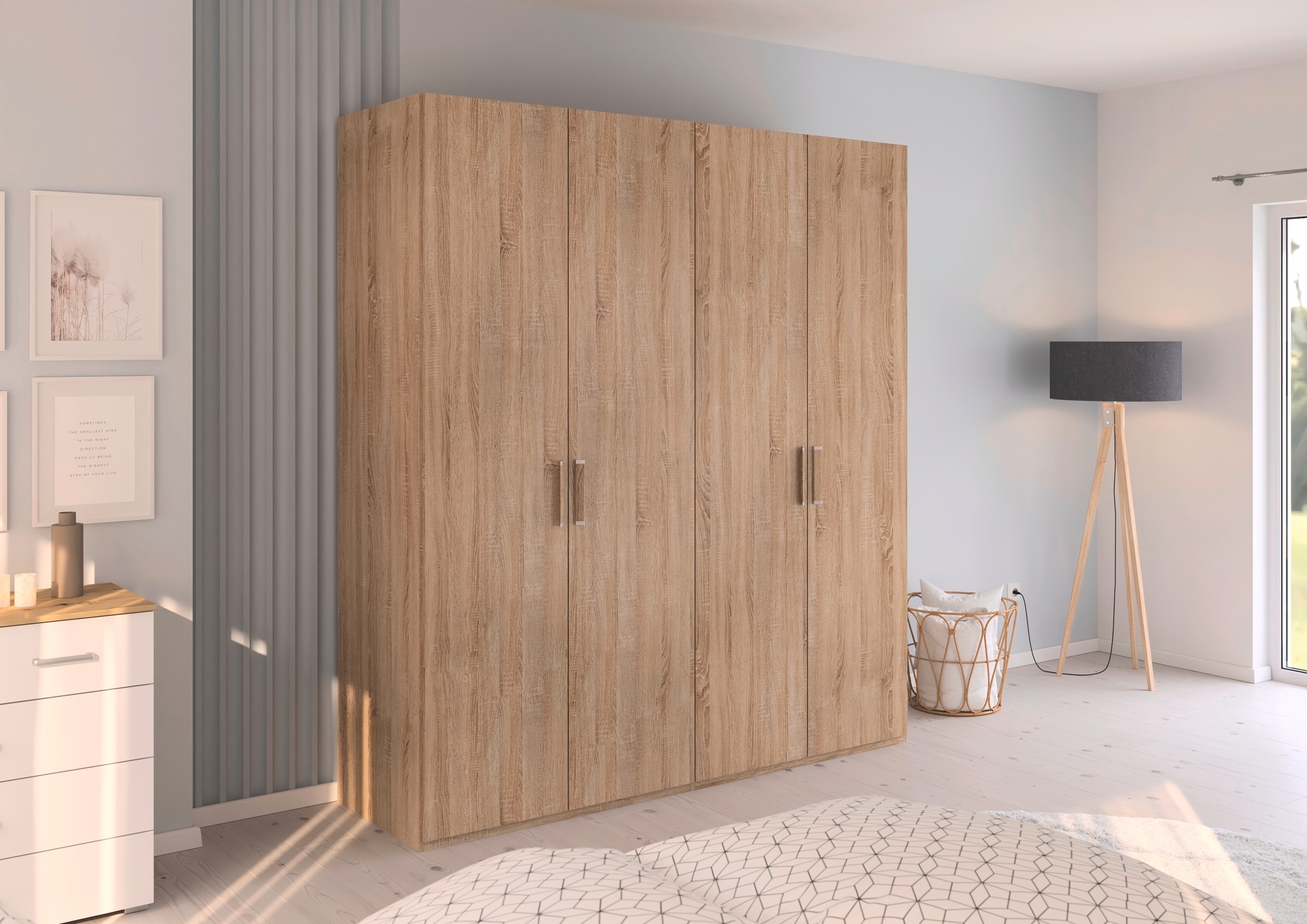 rauch Drehtürenschrank »Kleiderschrank Schrank Garderobe Schlafzimmerschrank EVELYN«, (in 2 Höhen 197 oder 210 cm erhältlich), in elegantem Stil, viel Stauraum 4 Breiten und 2 Höhen MADE IN GERMANY