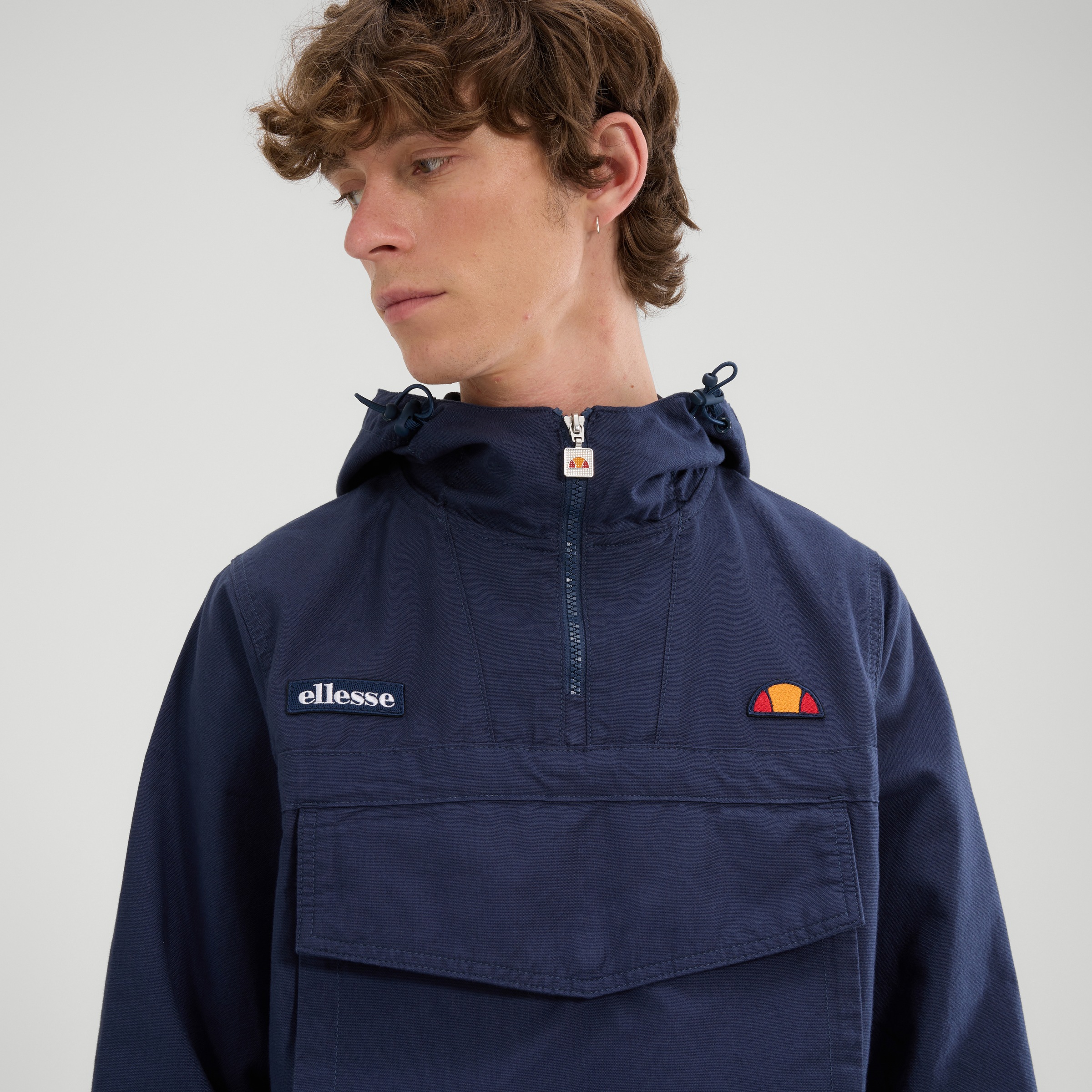 Ellesse Windbreaker leichtes Material, auch in großen Größen