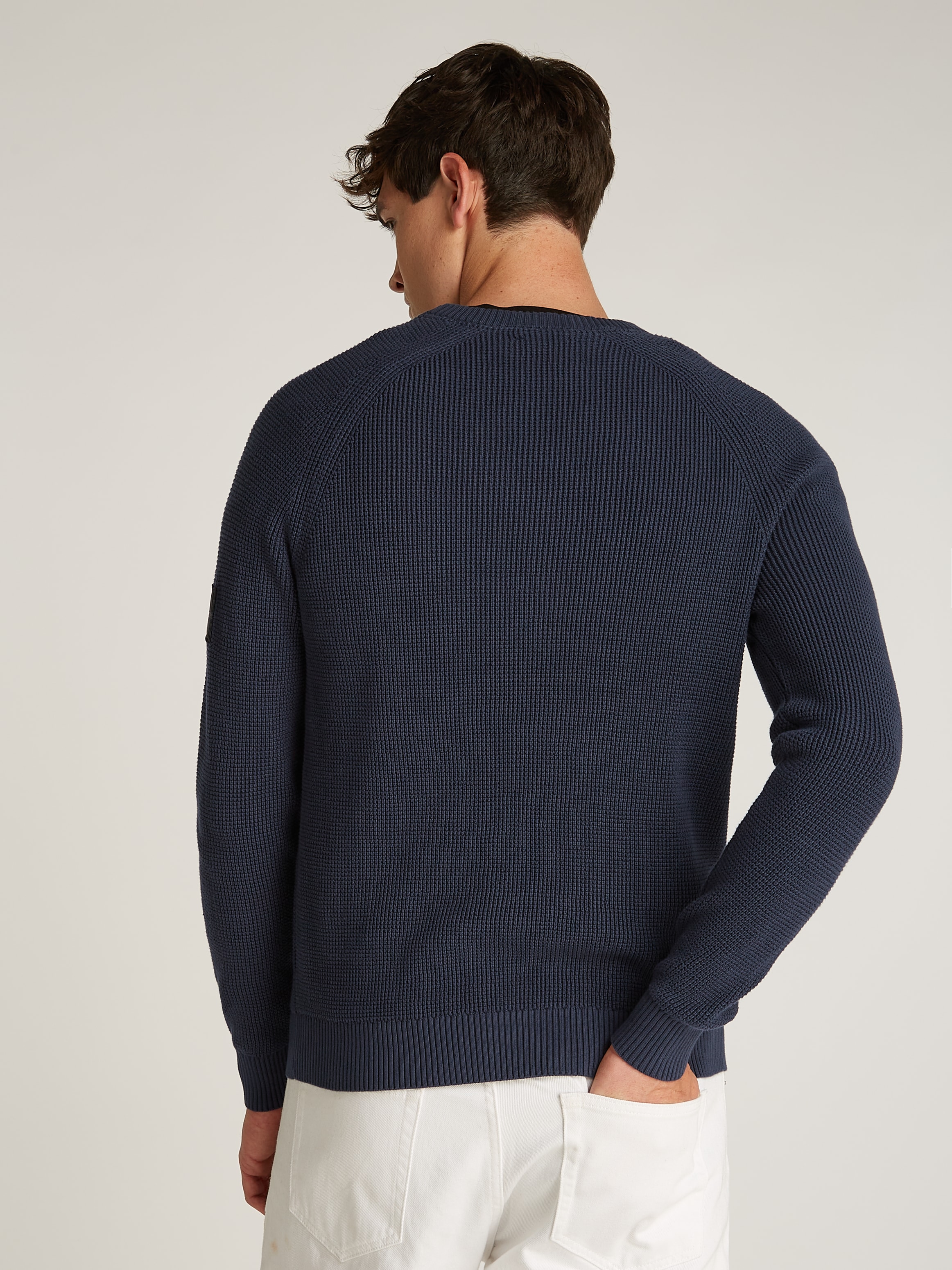 Calvin Klein Jeans Rundhalspullover »BADGE EASY SWEATER«, mit Logopatch