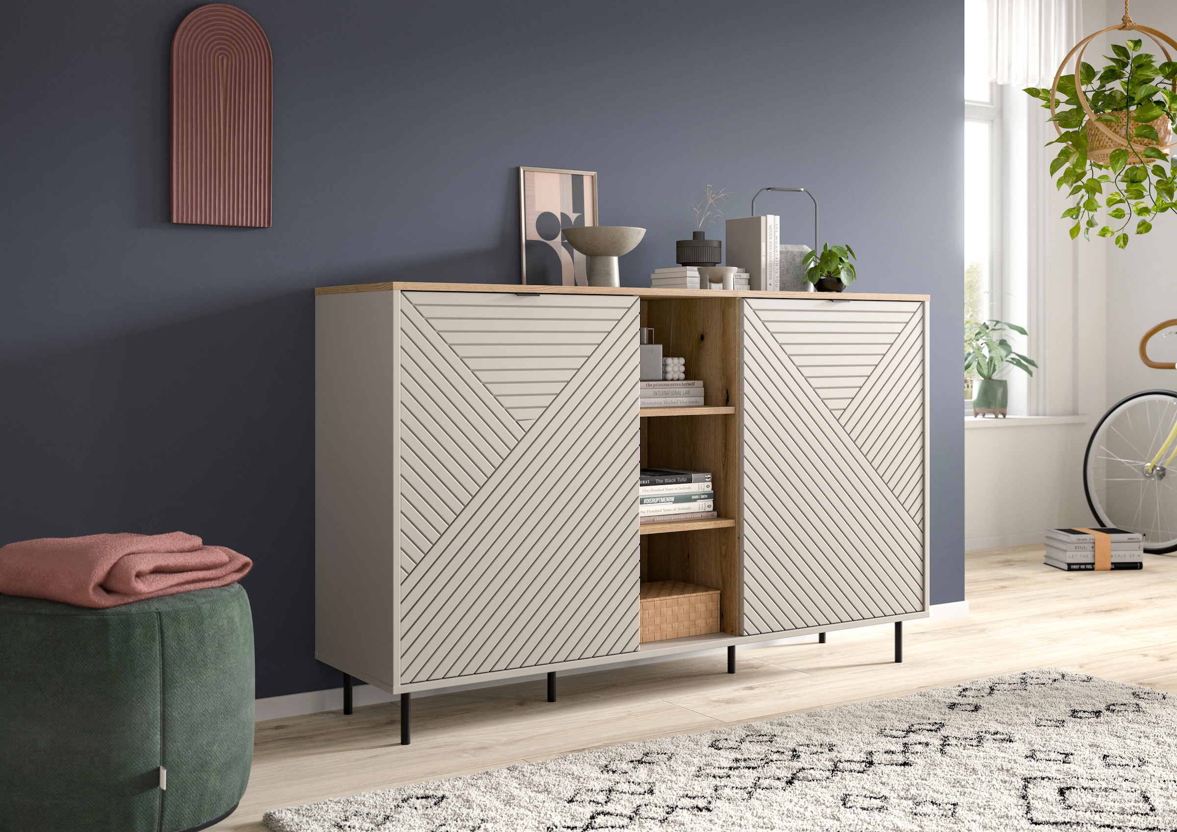Home affaire Sideboard »RAITA, Breite 154 cm, Front mit Desgin-Fräsung, 2 Türen, viel Stauraum« moderne Farbkombi, individuell einsetzbar, Griffe & Füße aus Metall,  Kommode, Anrichte, Schrank, Highboard, TV-Board