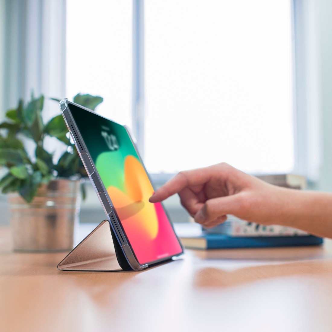 Hama Tablet-Hülle »Schutzhülle "Fold Clear" für Apple iPad Pro 13" (2024)«