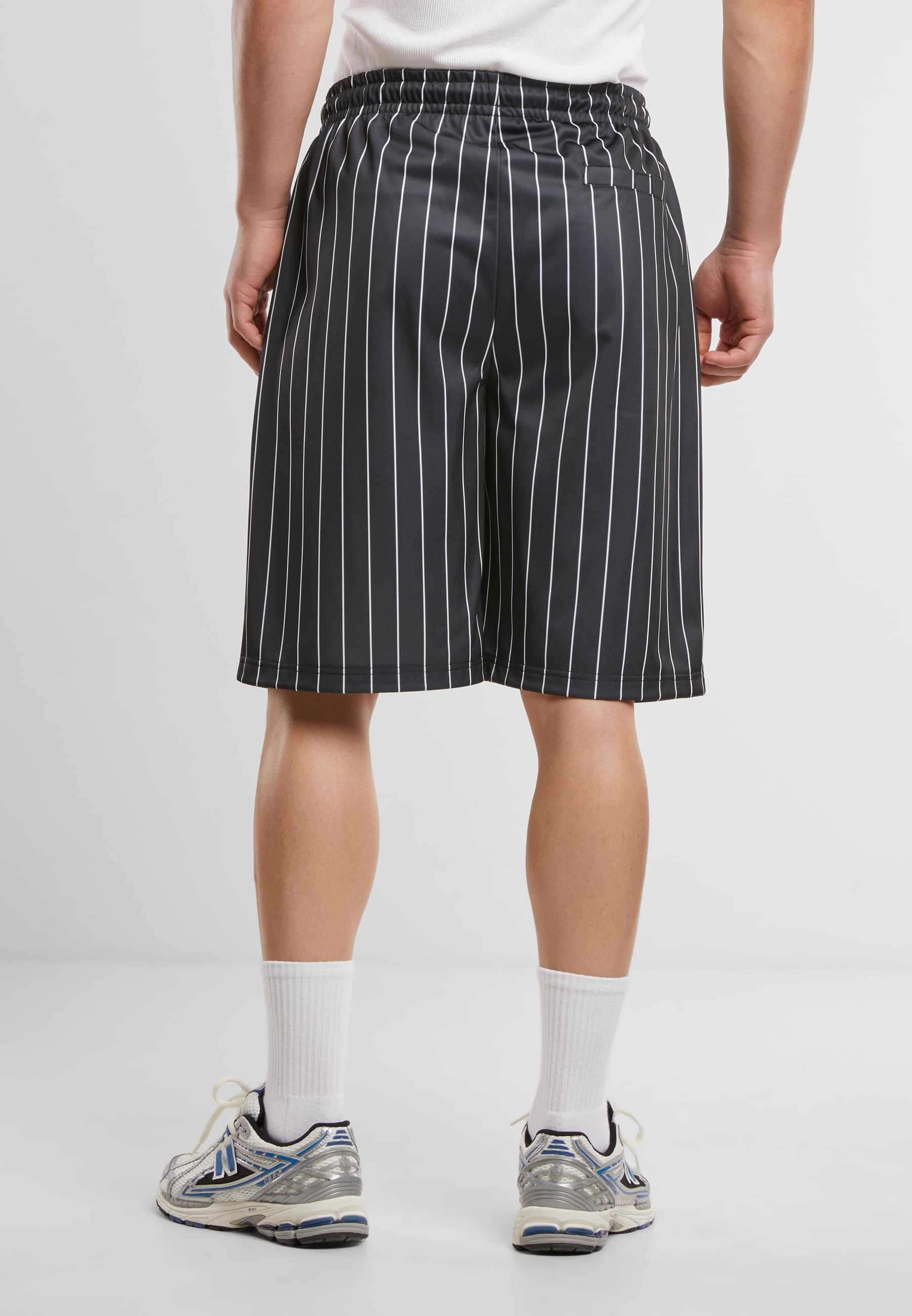 URBAN CLASSICS Shorts »Urban Classics Pinstripe Trackshorts«
