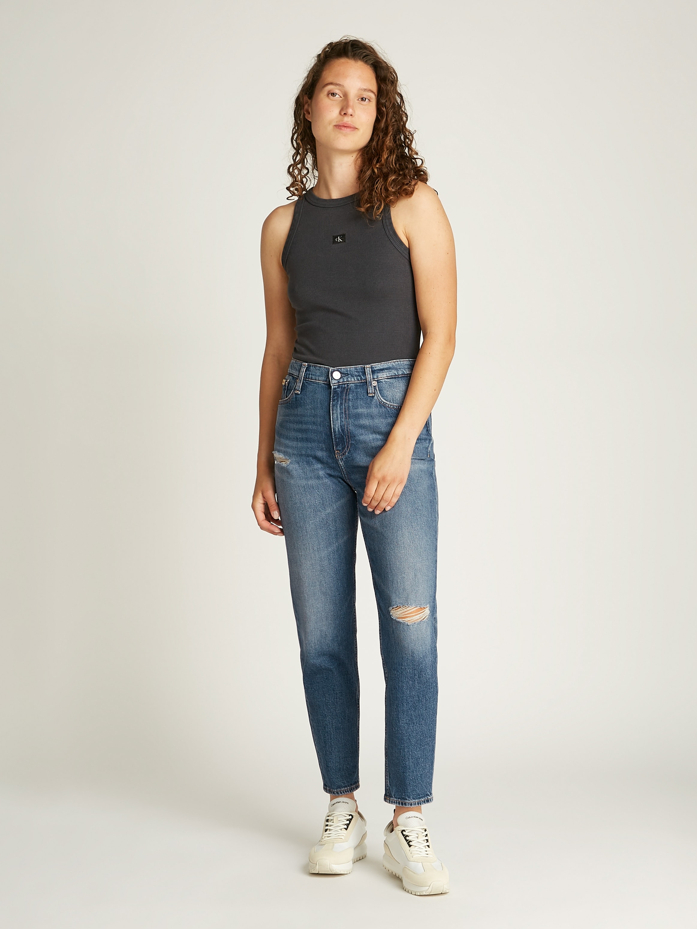 Calvin Klein Jeans Mom-Jeans »MOM JEAN«, mit Rissen