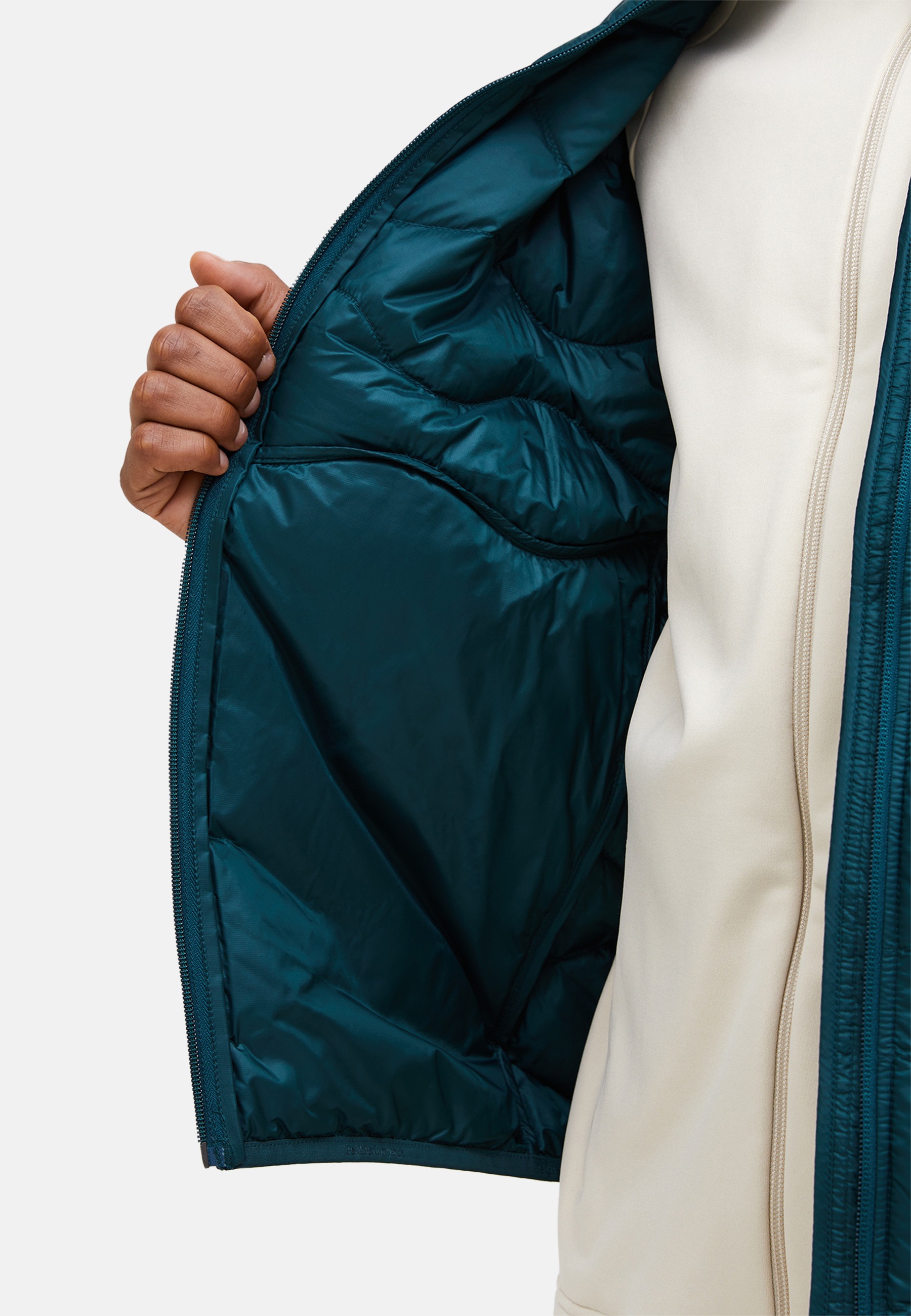 Peak Performance Daunenjacke »M Helium Down Jacket« mit sportivem Design