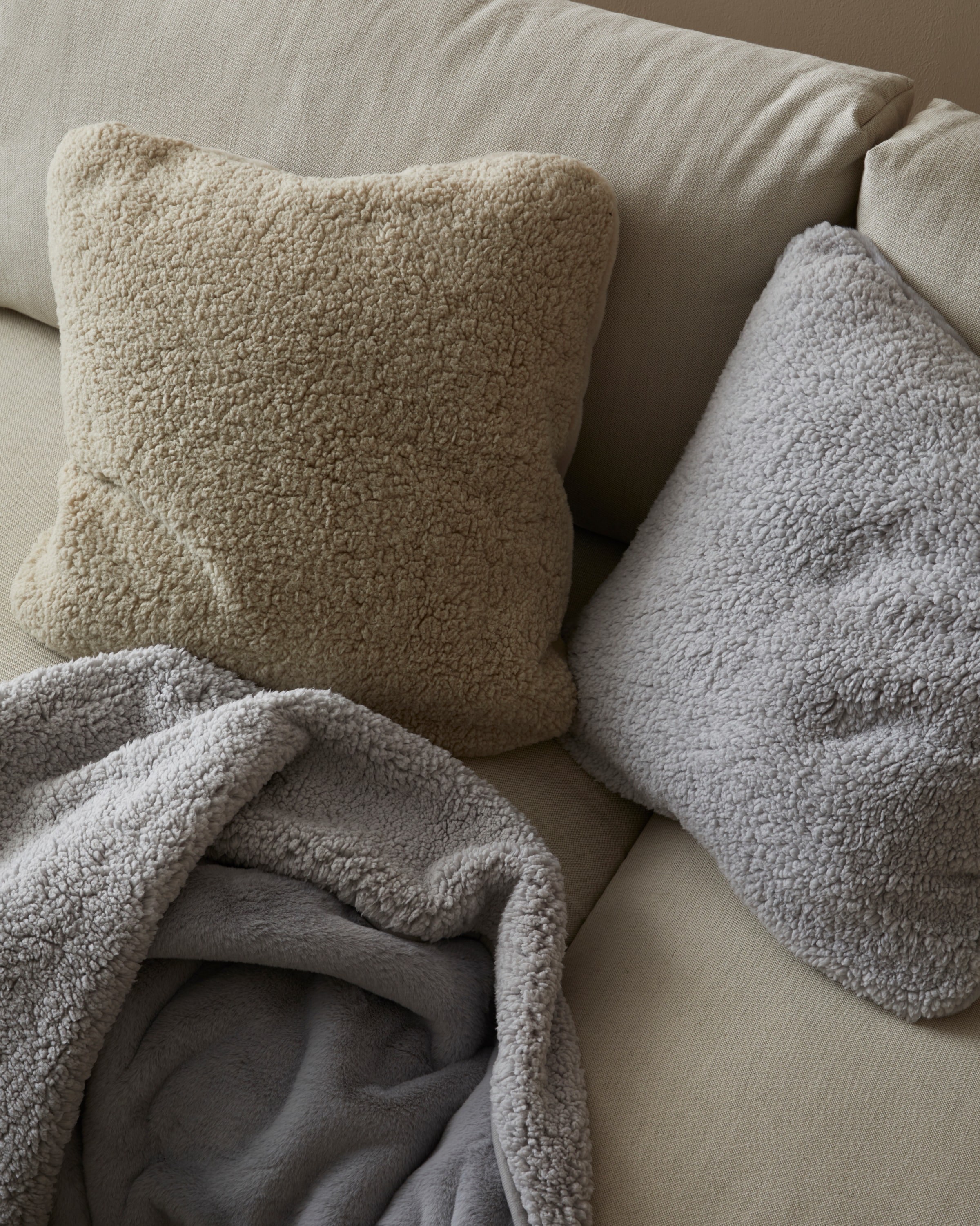 LeGer Home by Lena Gercke Dekokissen »LeGer, 2 Stk«, hochwertig und kuschelig weich