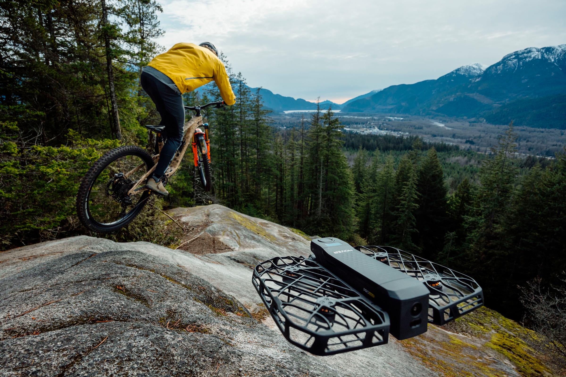 HOVERAir Drohne »X1 Pro (Power Combo)«