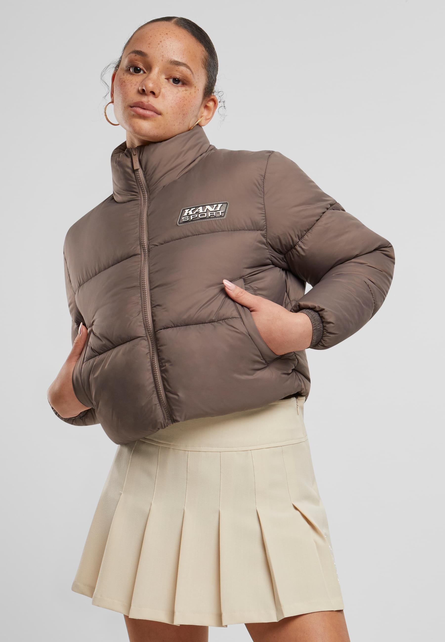Karl Kani Winterjacke »Karl Kani Karl Kani Sport Patch Crop Puffer Jacket« 1 Stk. tlg. ohne Kapuze