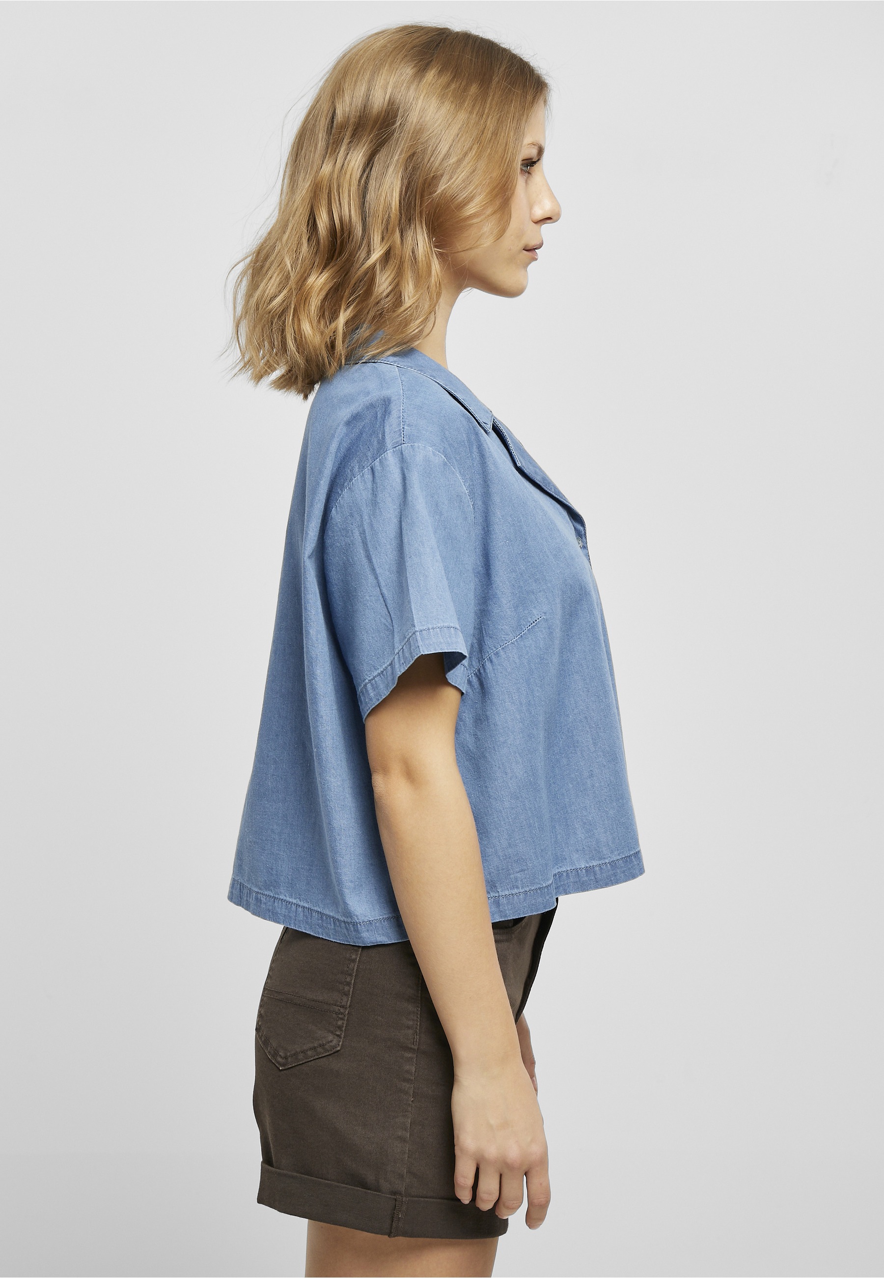 URBAN CLASSICS Blusenshirt »Urban Classics Damen Ladies Light Denim Resort Shirt« 1 tlg.