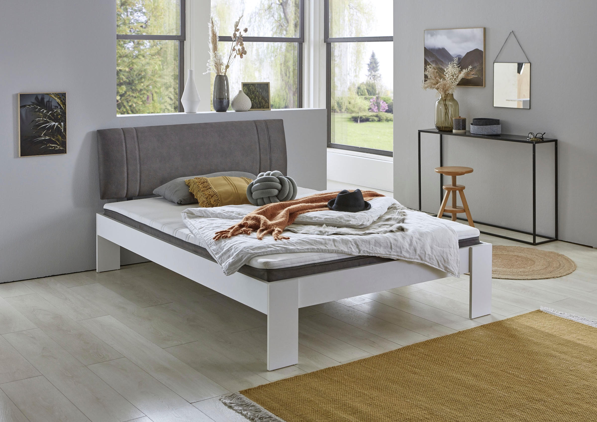 Relita Futonbett »Lian«, LF 140 x 200 cm, mit Polsterkopfteil, frei im Raum stellbar