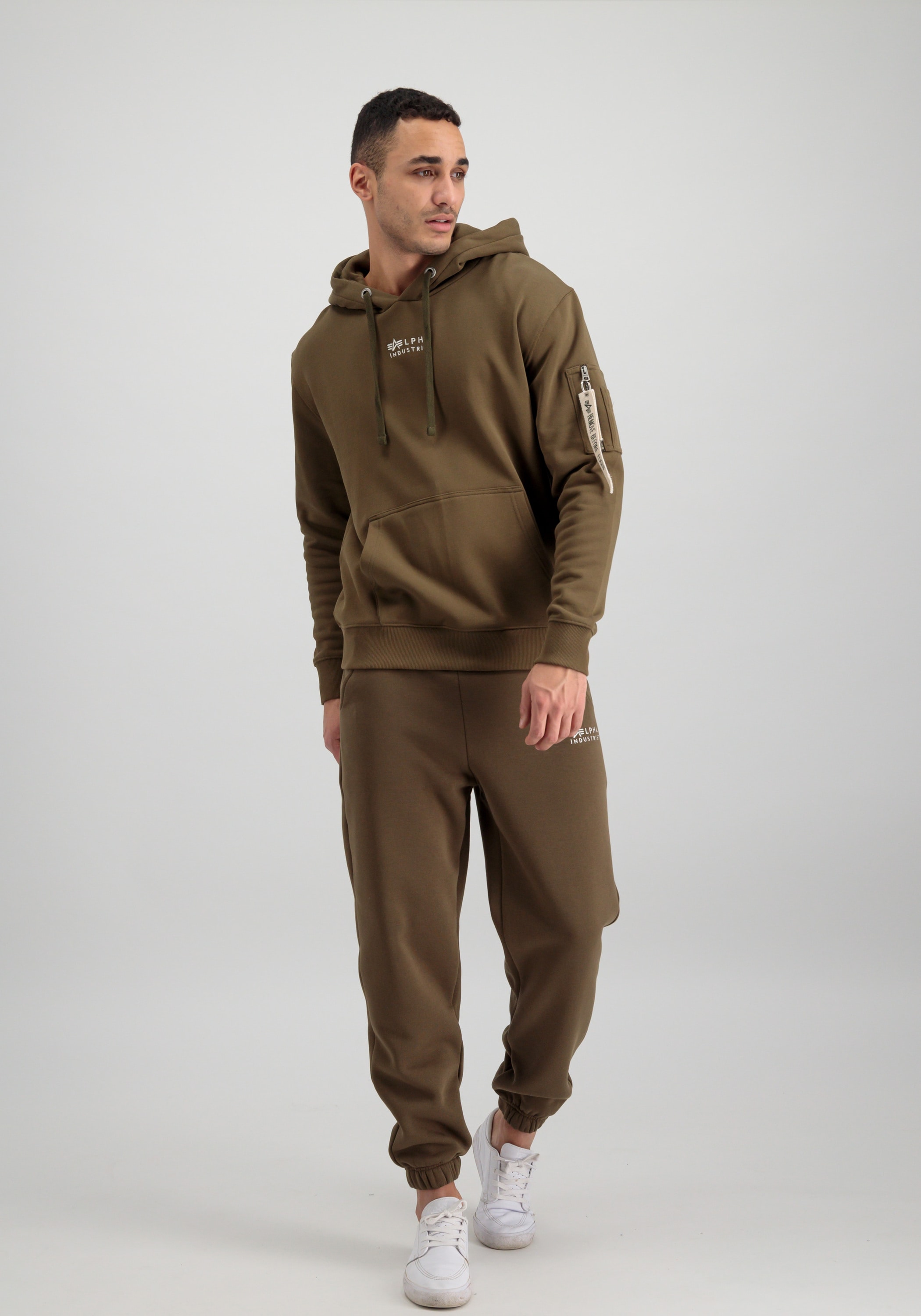 Alpha Industries Hoodie »Alpha Industries Men - Hoodies Organics EMB Hoodie«