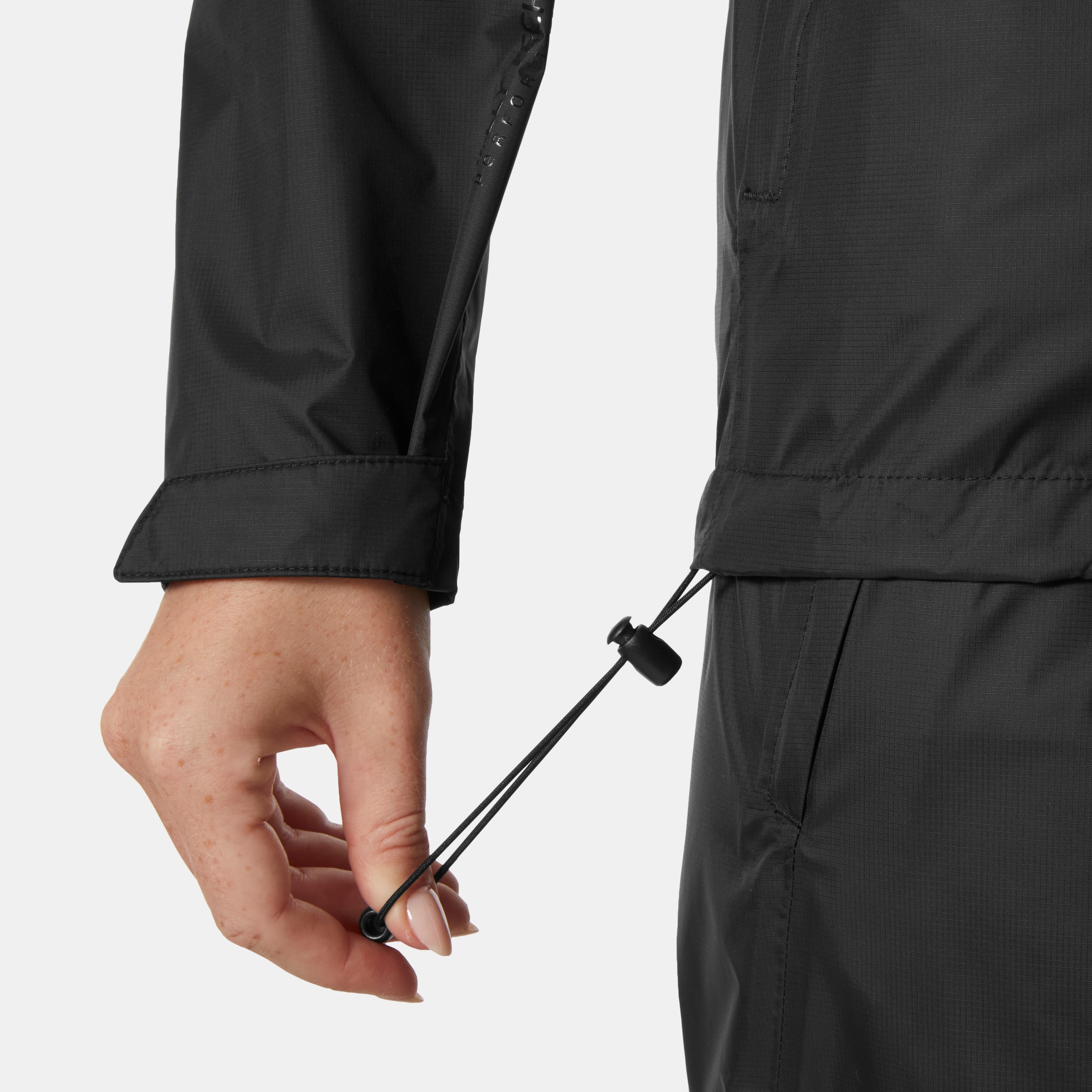 Helly Hansen Funktionsjacke »W LOKE JACKET« mit Kapuze wind- und wasserdicht, atmungsaktiv, mit verstellbarer Kapuzenkante