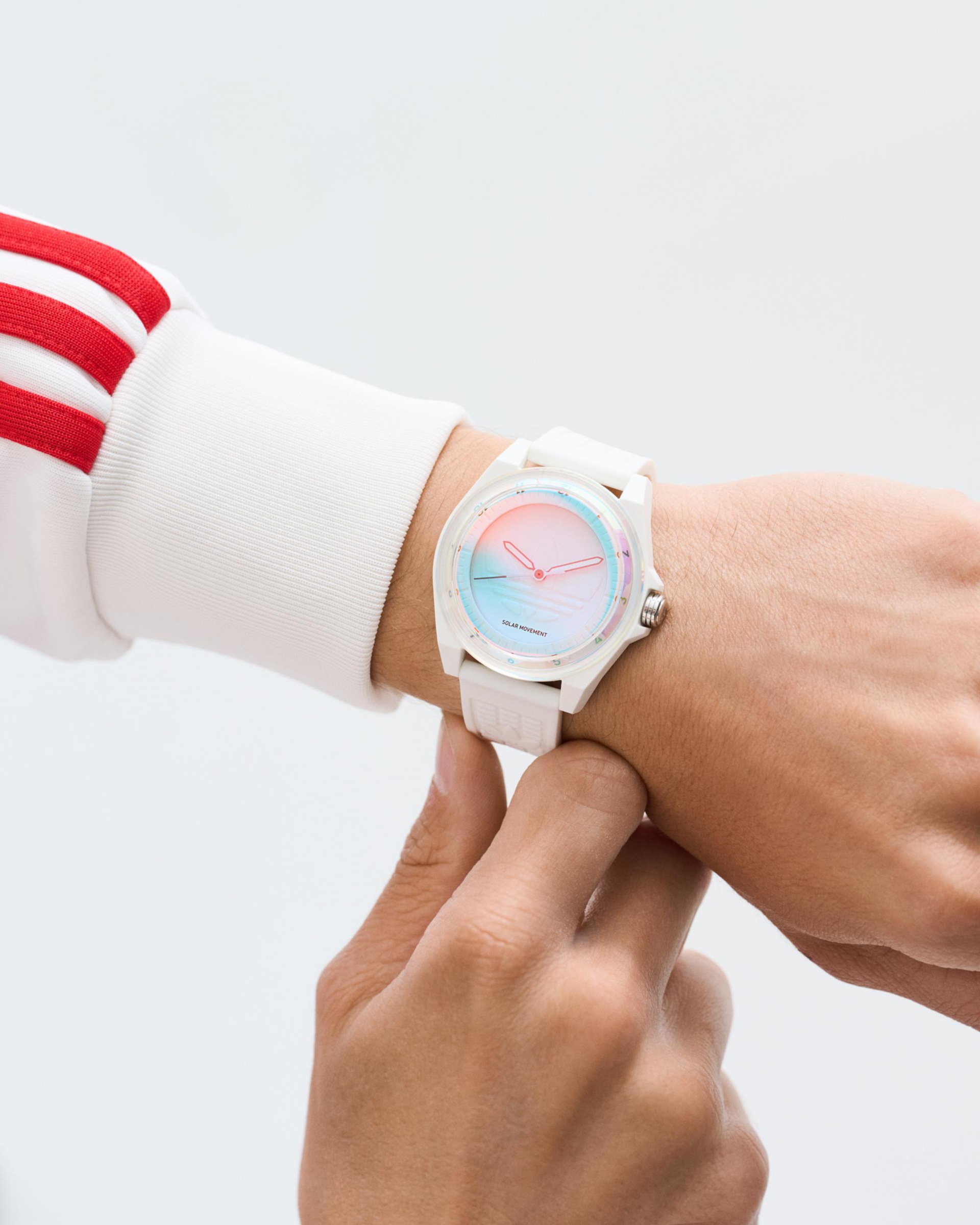adidas Originals Solaruhr »PROJECT FOUR SOLAR«, Quarzuhr, Armbanduhr, Herrenuhr, Damenuhr, Resinarmband