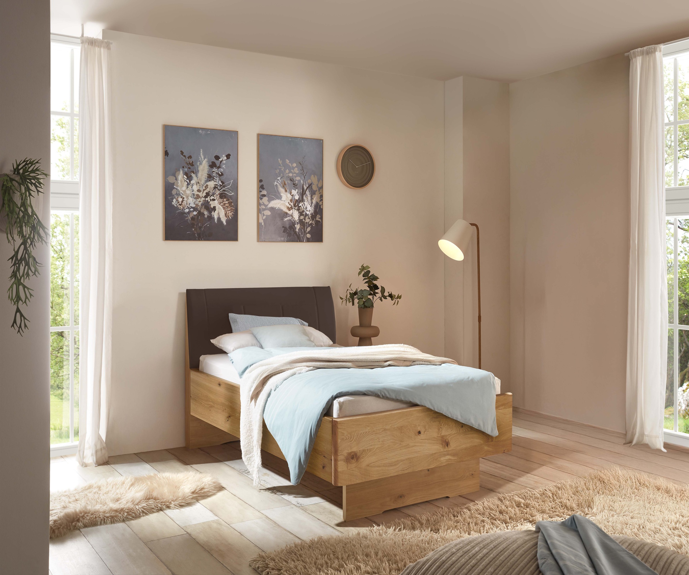 WIEMANN Holzbett »Cardiff, Bettgestell, Bettrahmen, teilmassiv, mit Polsterkopfteil«, (Belastbarkeit 110/220 Kg, 4-fache höhenverstellbar, MADE IN GERMANY), Fußteil aus Massivholz, verschiedene Größen