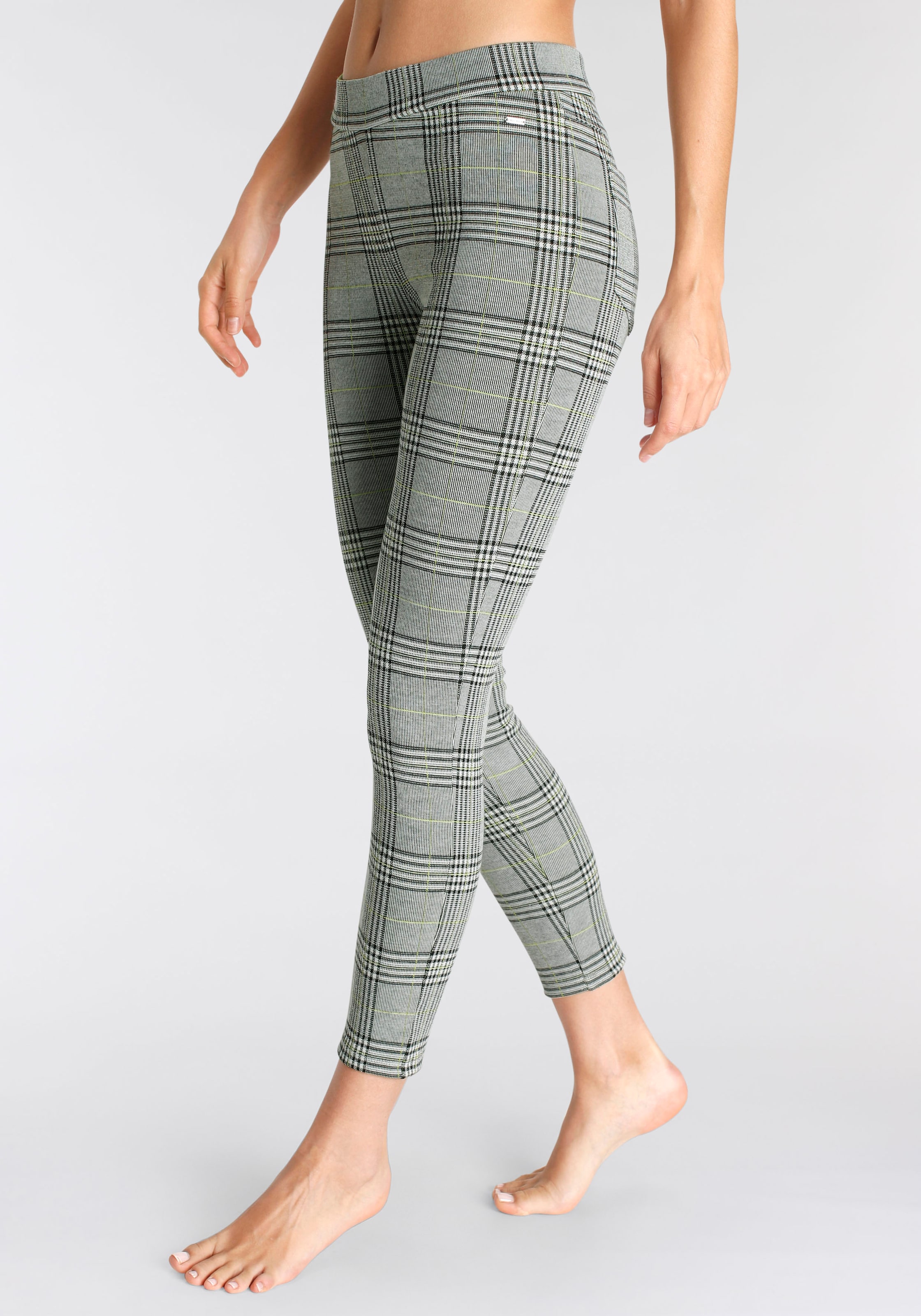 LASCANA Leggings, mit Ajour Karomuster