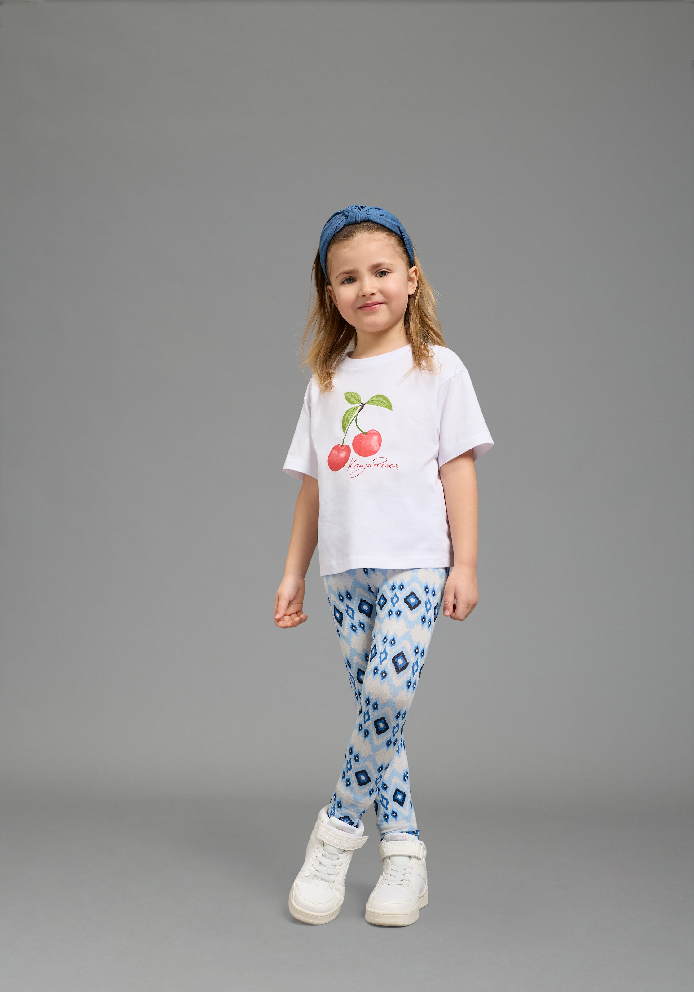 KangaROOS T-Shirt »Kangaroos 2er Pack T-Shirts mit Kirschen- und Zitronenprint« Packung, 2, 2 tlg. modischer Stil, Kurzarm, mit trendigen Drucken und Logodruck