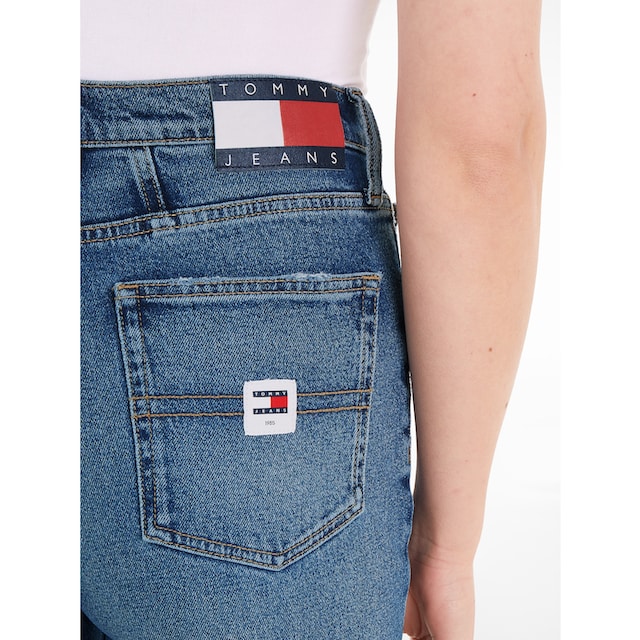 Tommy Jeans Mom-Jeans »MOM SLIM UH CG4215«, mit Tommy Jeans Logo-Badge &  Flag kaufen