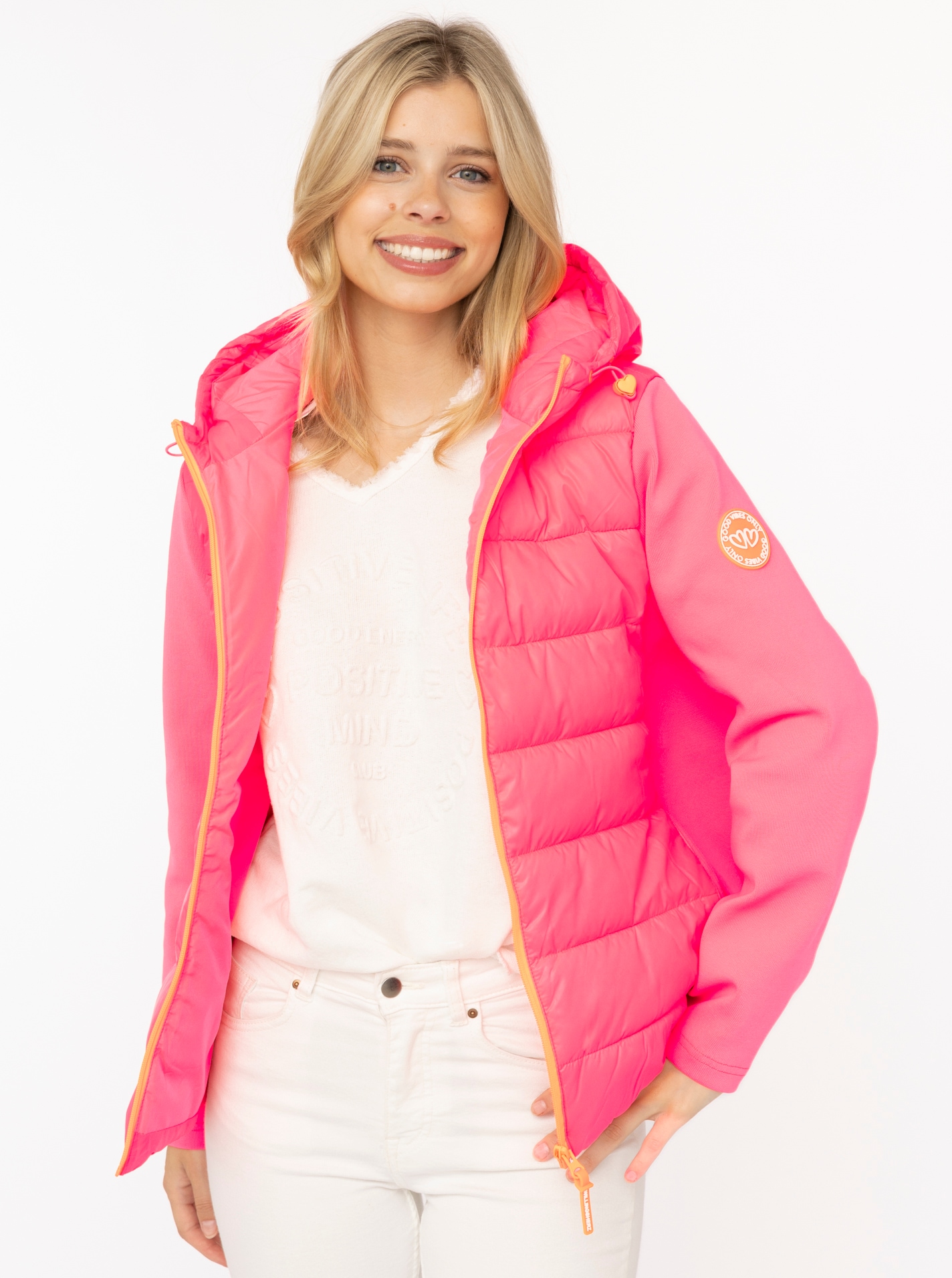 Zwillingsherz Steppjacke »„Good Vibes“« gesteppte Partien vorne und hinten, seitliche Einsätze elastisch