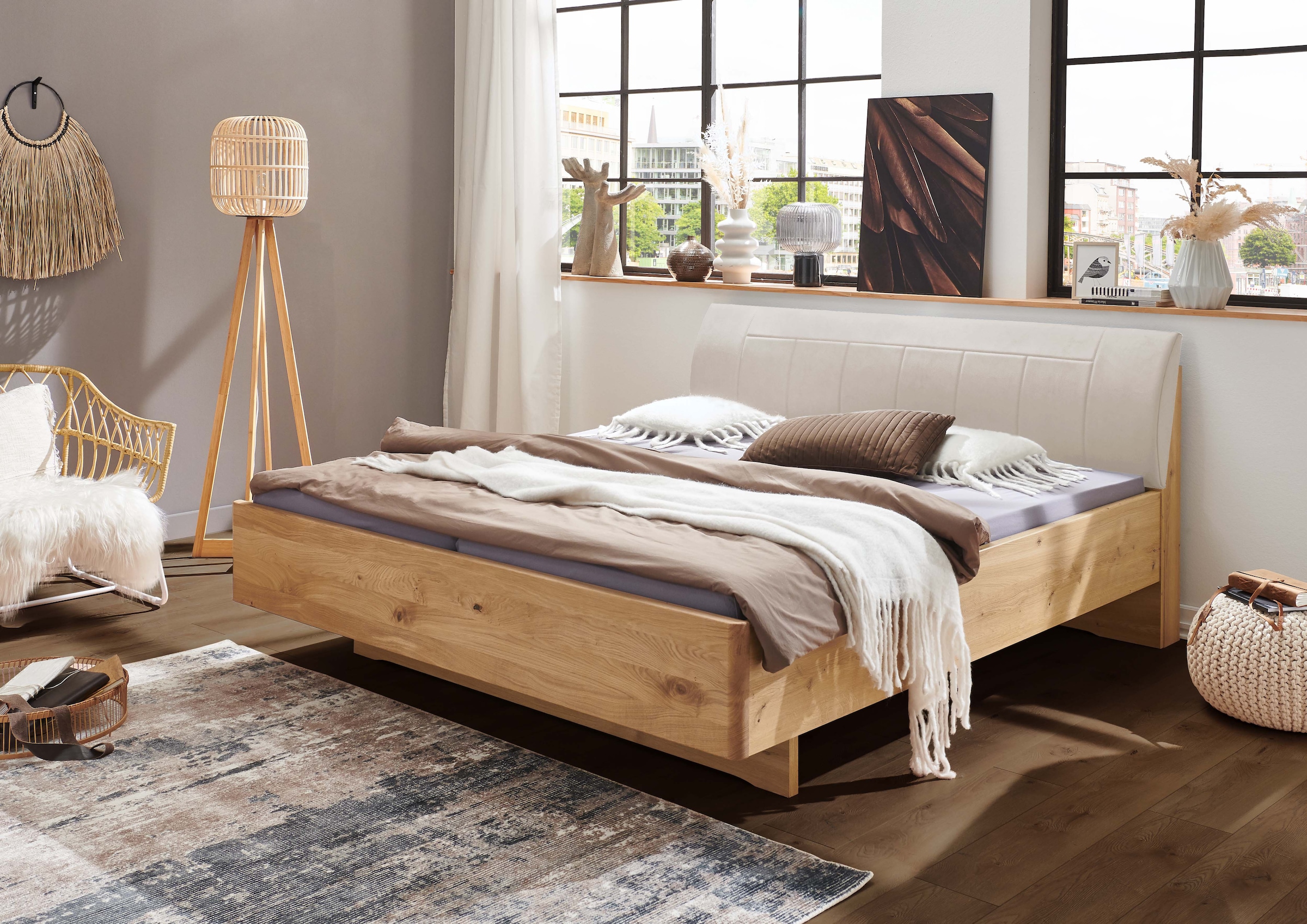 WIEMANN Holzbett »Cardiff, Bettgestell, Bettrahmen, teilmassiv, mit Polsterkopfteil«, (Belastbarkeit 110/220 Kg, 4-fache höhenverstellbar, MADE IN GERMANY), Fußteil aus Massivholz, verschiedene Größen