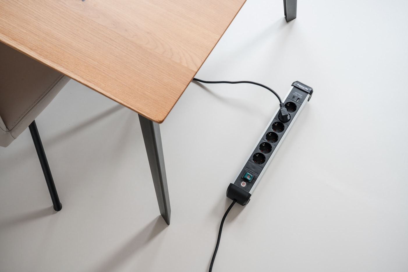 Brennenstuhl Steckdosenleiste »H05VV-F3G1,5, 3 m« (USB-Anschlüsse Kabellänge 3 m)