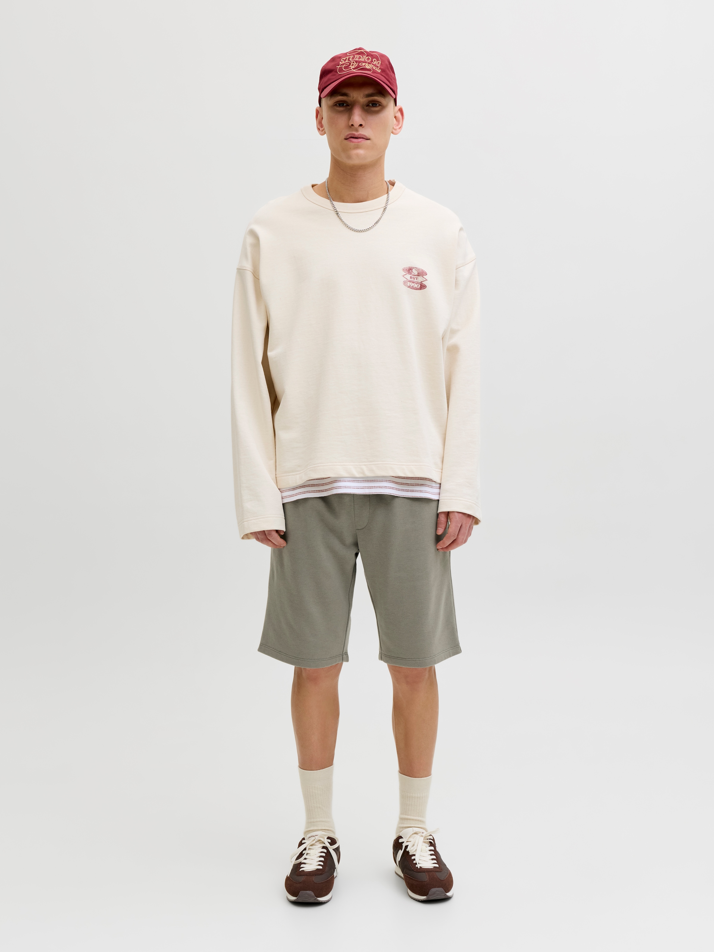 Jack & Jones Sweatshorts »JPSTGORDON mit elastischem Bund«  unifarben, modisch, regular fit, Webstoff