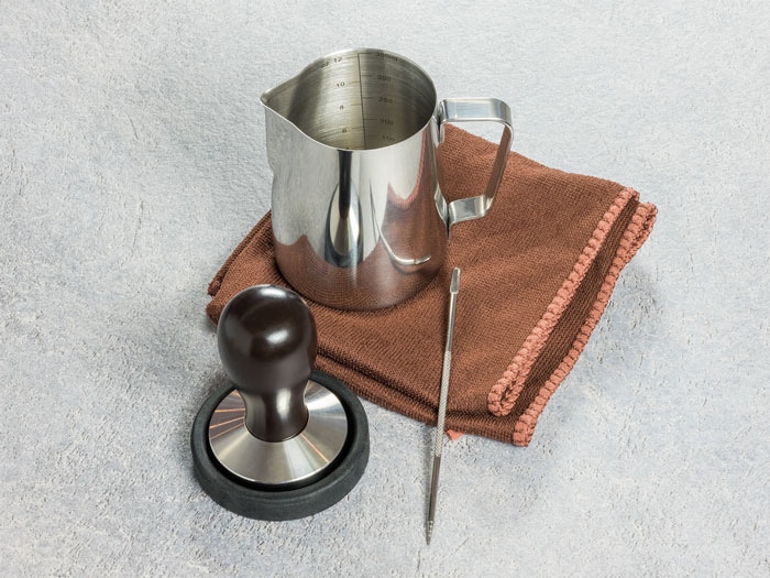 Buddy's Barista-Set »Buddy´s Bar - Barista Edition, Premium«, (Set, 5 tlg.), Milchkännchen 0,35 l, Kaffeestempel,Tamper, Kaffeenadel, Handtuch
