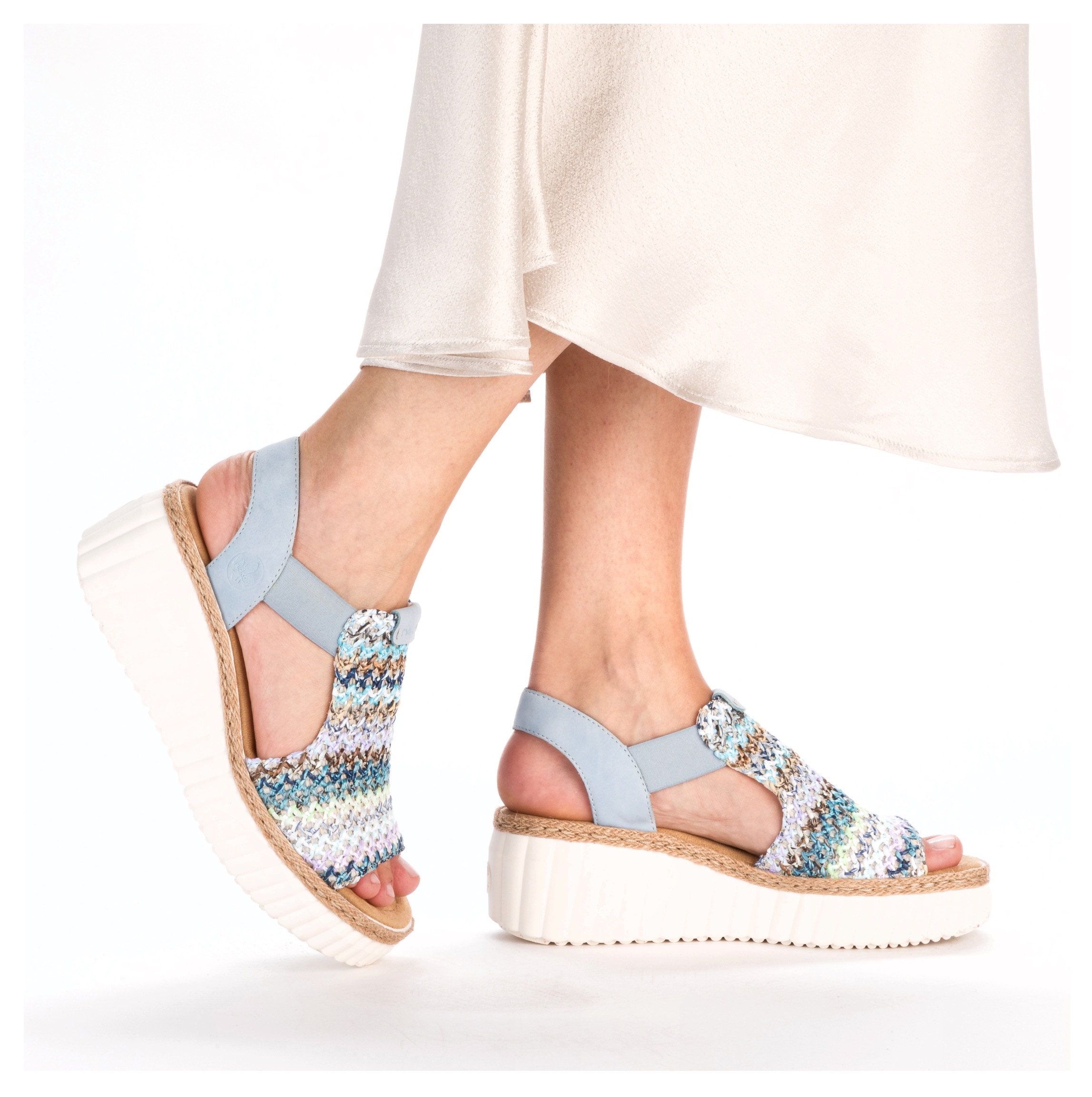 Rieker Plateausandaletten  , Sommerschuh, Sandale, Plateauabsatz, mit Gummizug