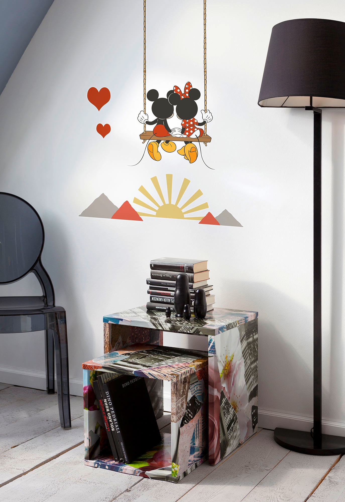 Komar Wandtattoo »Mickey Swing - Größe 50 x 70 cm«, (7 St.), selbstklebend, Wandsticker, Kinderzimmer