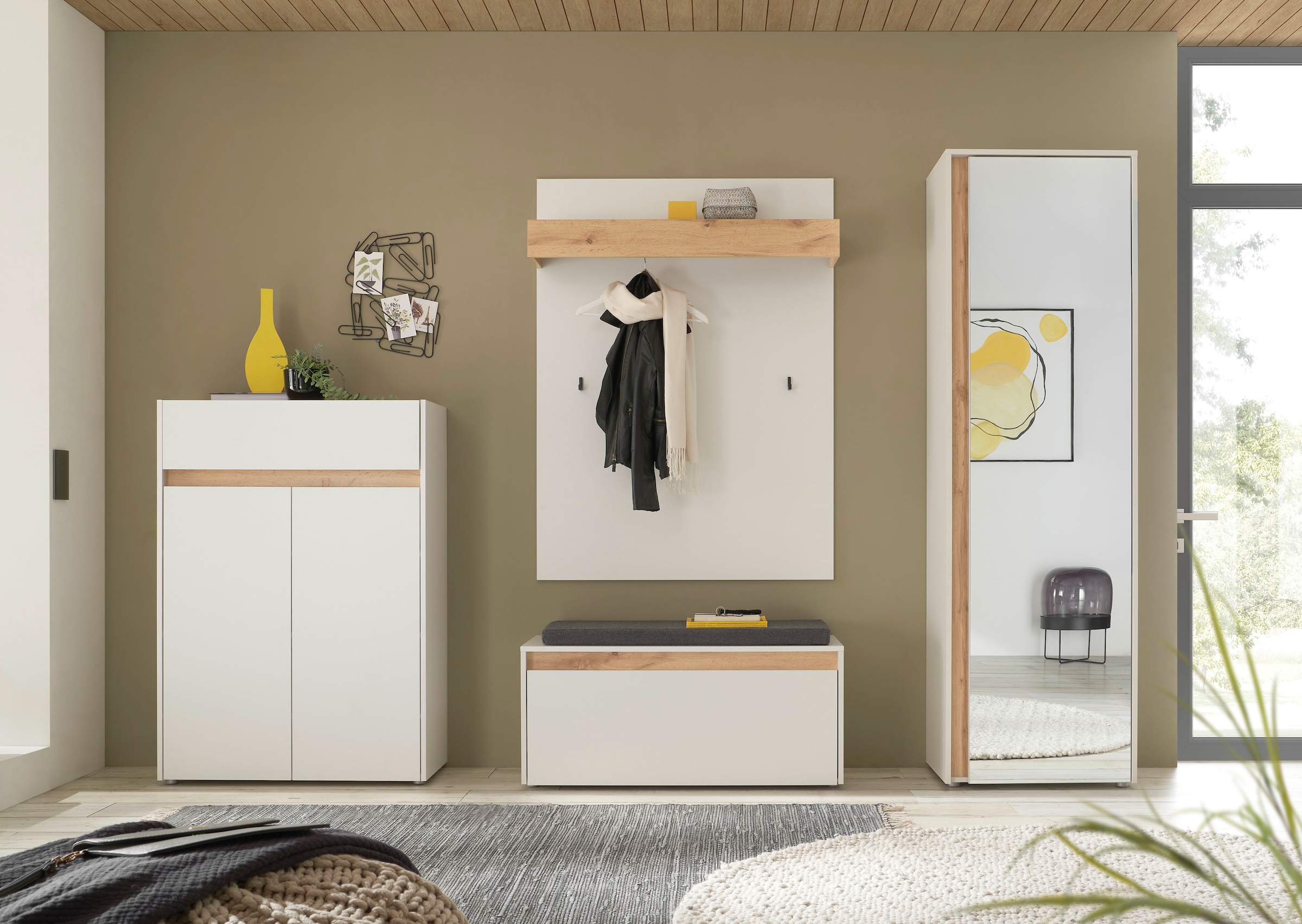 INOSIGN Garderoben-Set »City/Giron, moderne Garderobe, viel Stauraum, ca. 24 Schuhe«, (Set, 4 St.), enthält Schrank, Paneel, Schuhschrank & Garderobenbank mit Sitzkissen