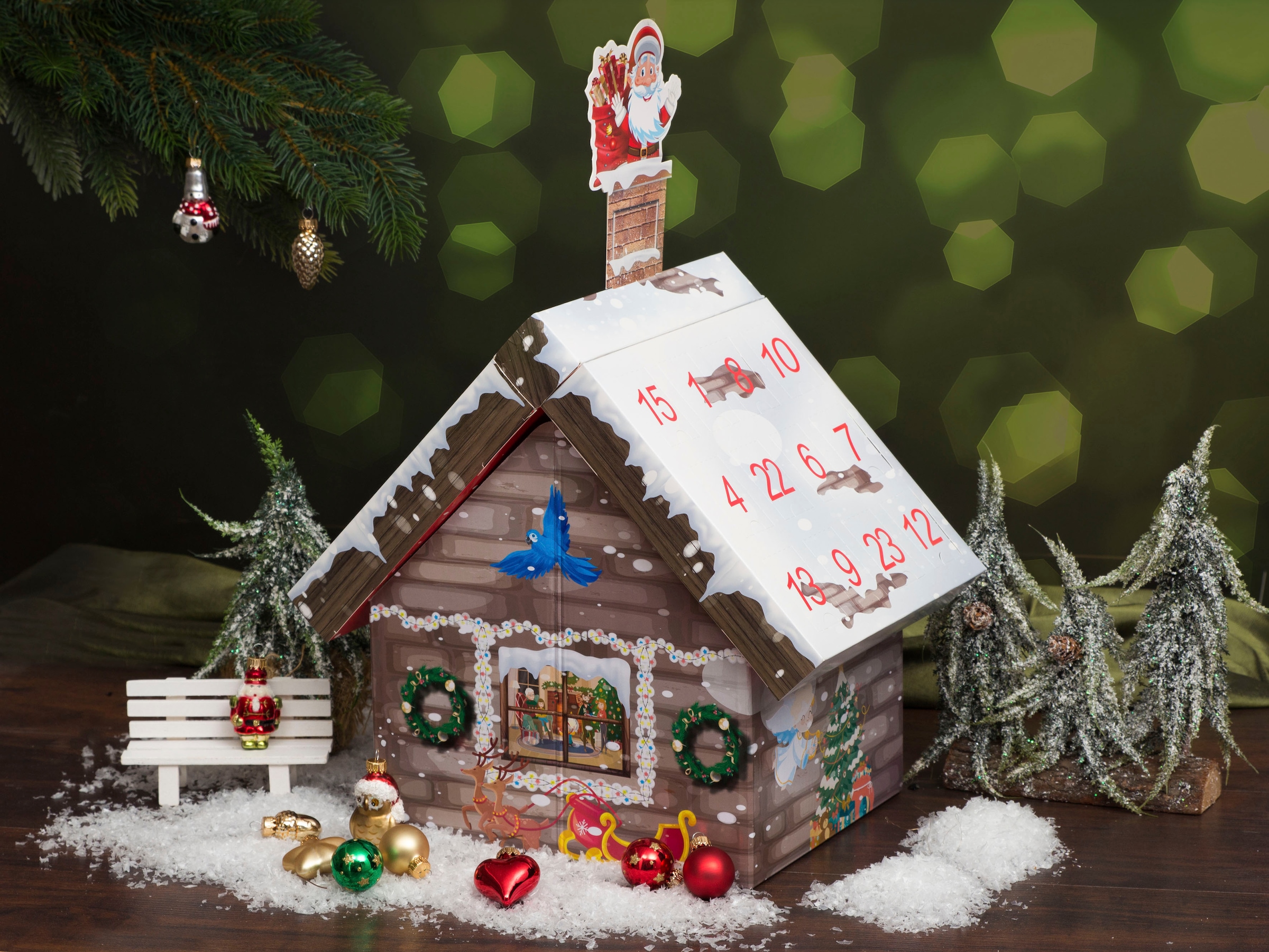 my home Adventskalender »Roana, Weihnachtsdeko«, für Erwachsene, Adventskalender-Haus mit Minifiguren, handdekorierte Mini-Glaskugeln