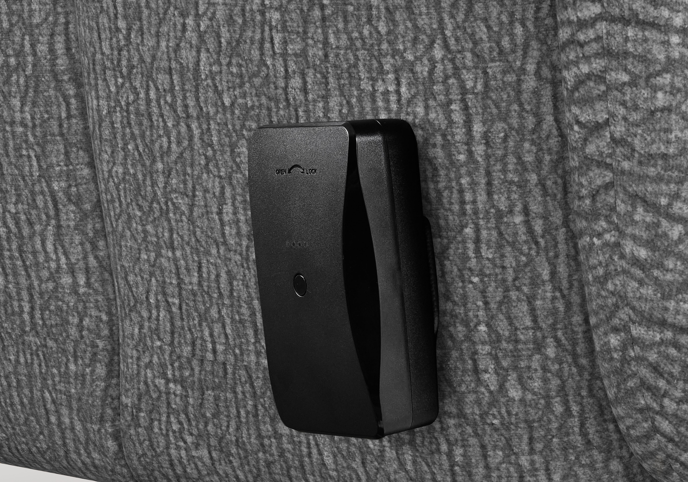 sit&more TV-Sessel »Vario Comfort, inkl. Kopfteilverstellung & 360° Drehfunktion«, mit Herz-Waage-Funktion & 3 Motoren, Höhe der Armlehnen 60cm