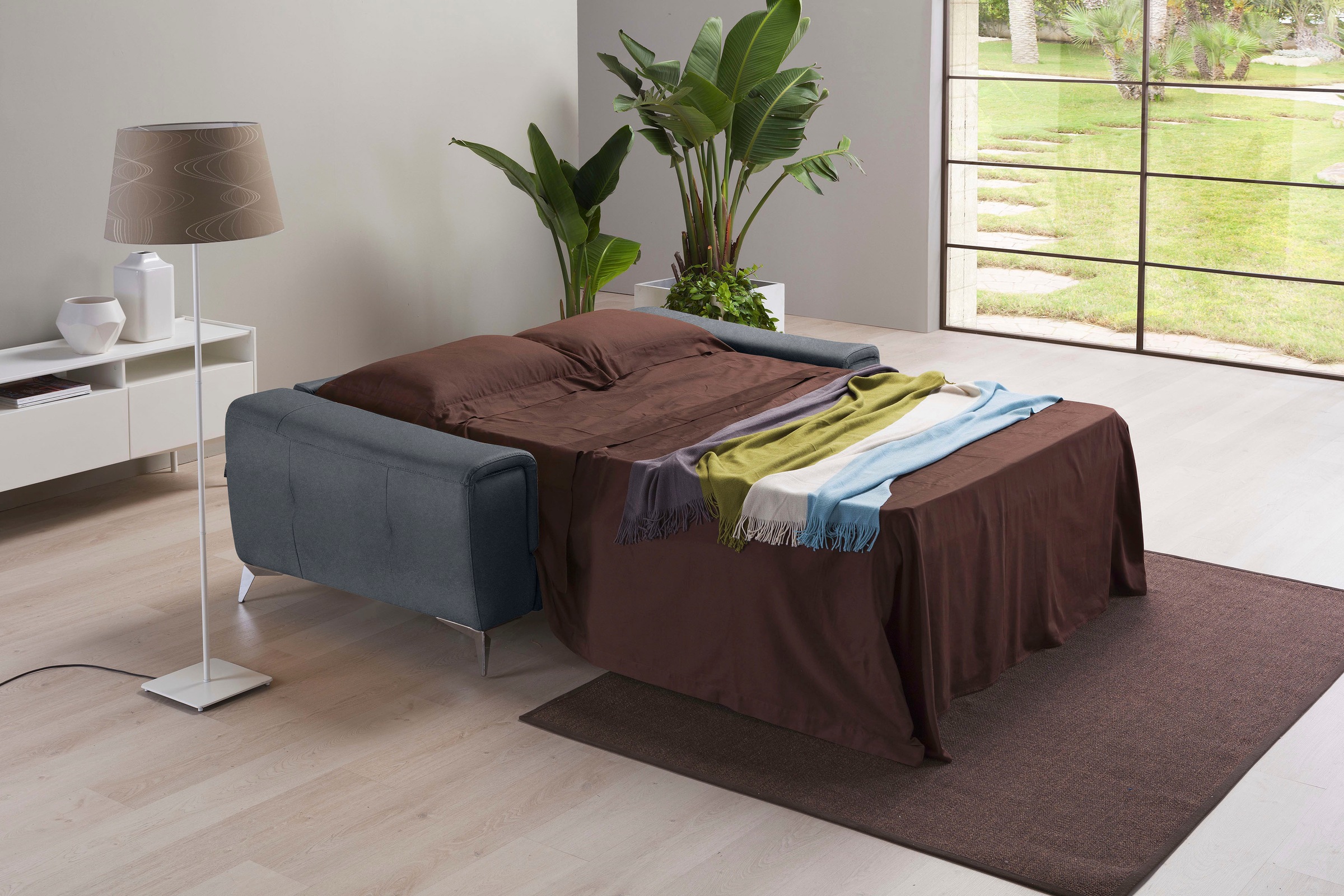 Egoitaliano Schlafsofa »Francine, Designsofa, Loungesofa mit Dauerschlaffunktion, Bettfunktion«, hochwertiger Metallbettrahmen & Matratze, Kopfteil manuell verstellbar