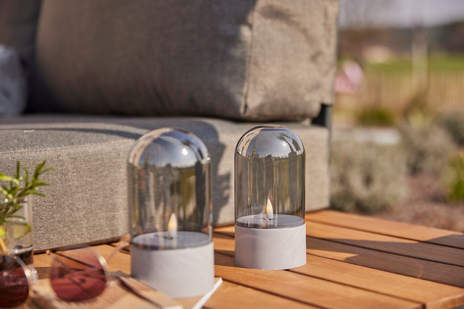 Brilliant LED Tischleuchte »Illusion« LED-Modul 2 Stk. LED-Kerzen Tischleuchten 2er-Set, 16x8 cm, Rauchglas, 2500 K, grau