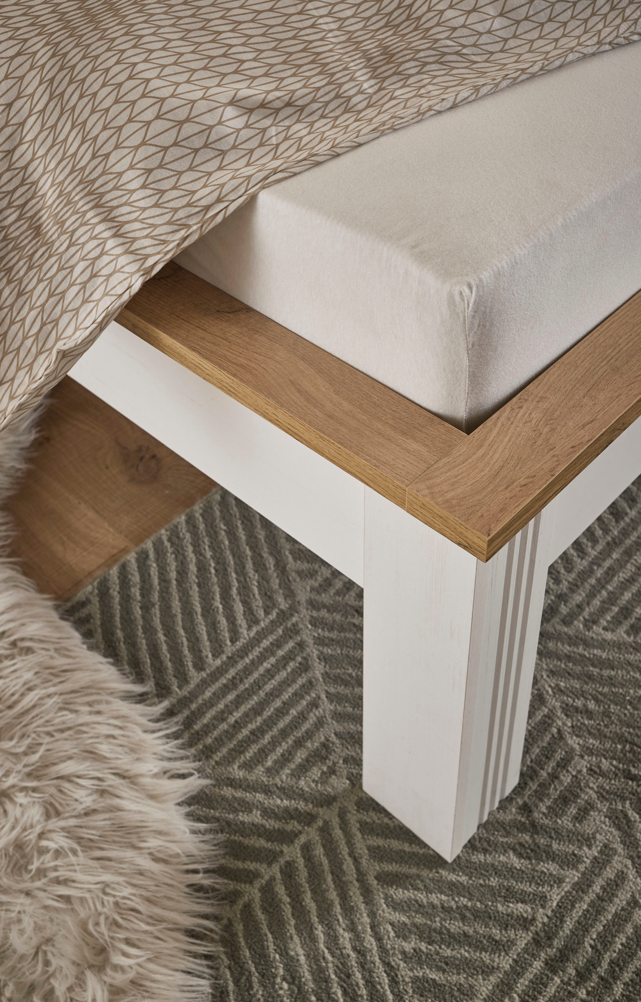 OTTO home Schlafzimmer-Set »Westminster« beinhaltet 1 Bett, Kleiderschrank 3-türig und 2 Nachtkommoden