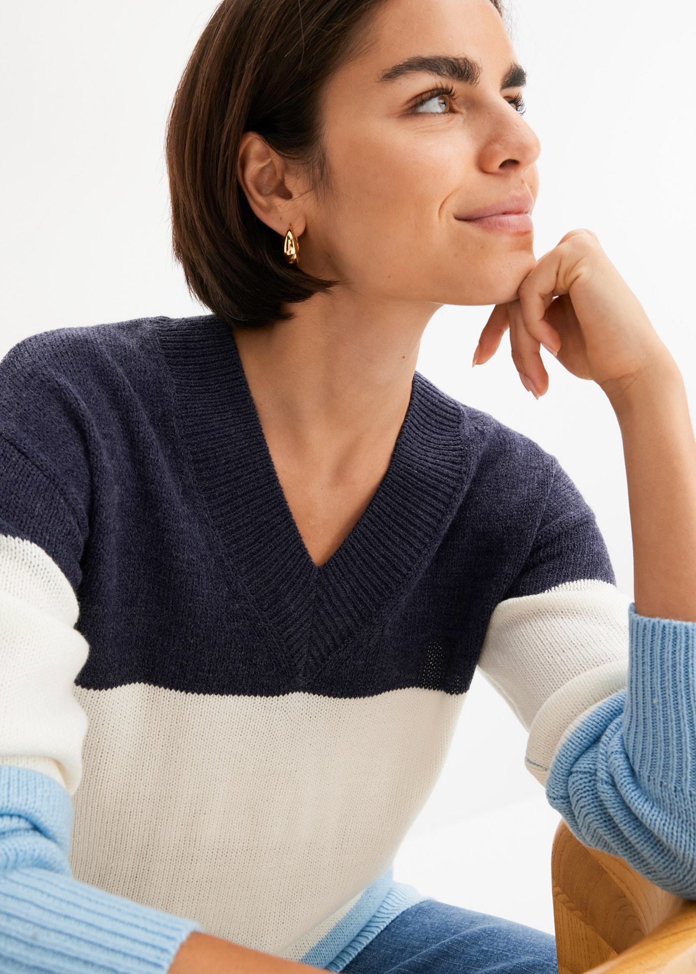 bonprix Strickpullover »Pullover« aus Polyacryl, mit V-Ausschnitt, bequeme Passform