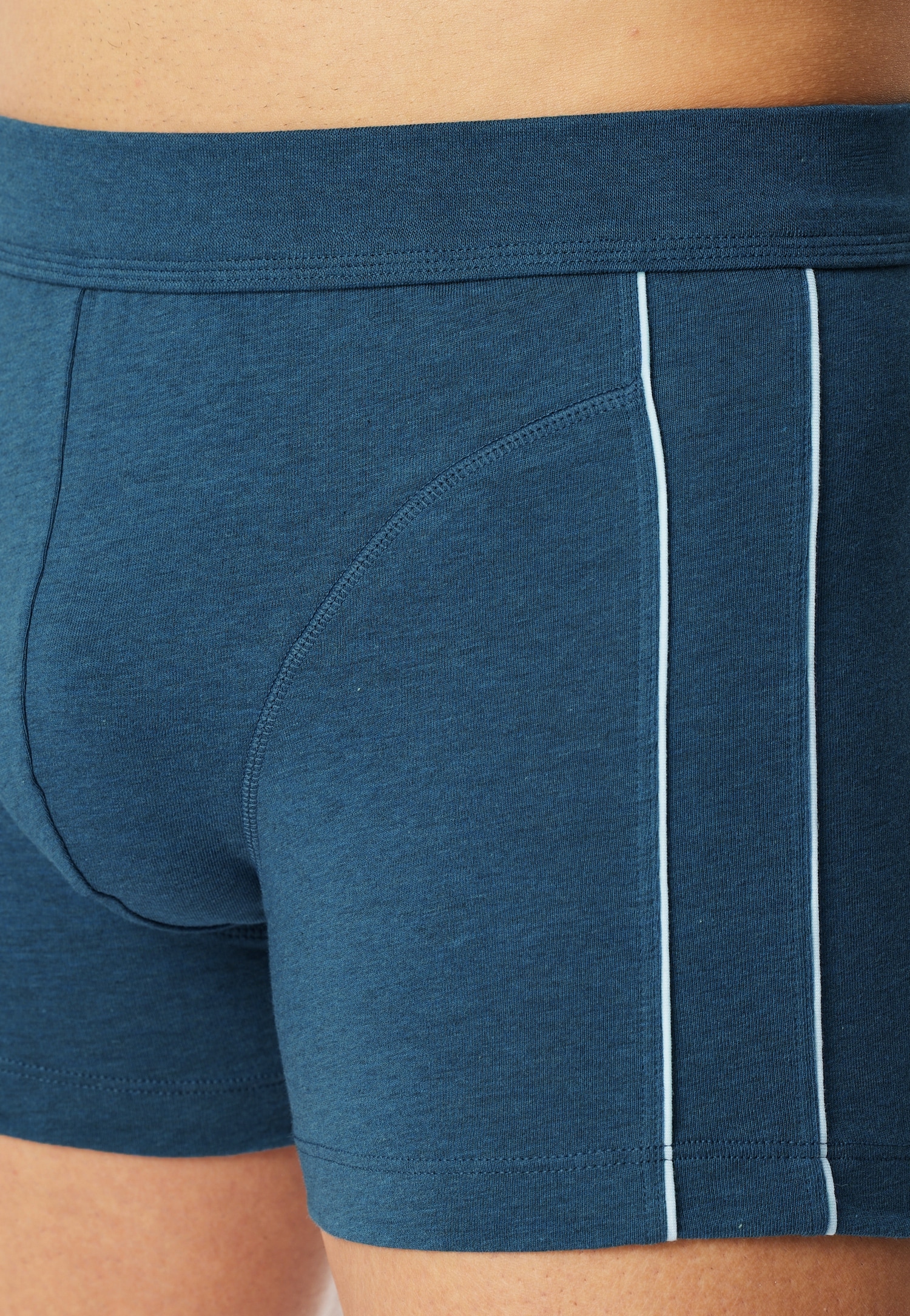 Schiesser Boxershorts »"Comfort Fit"«, (-), mit farblich abgesetzte Nähte an den Seiten