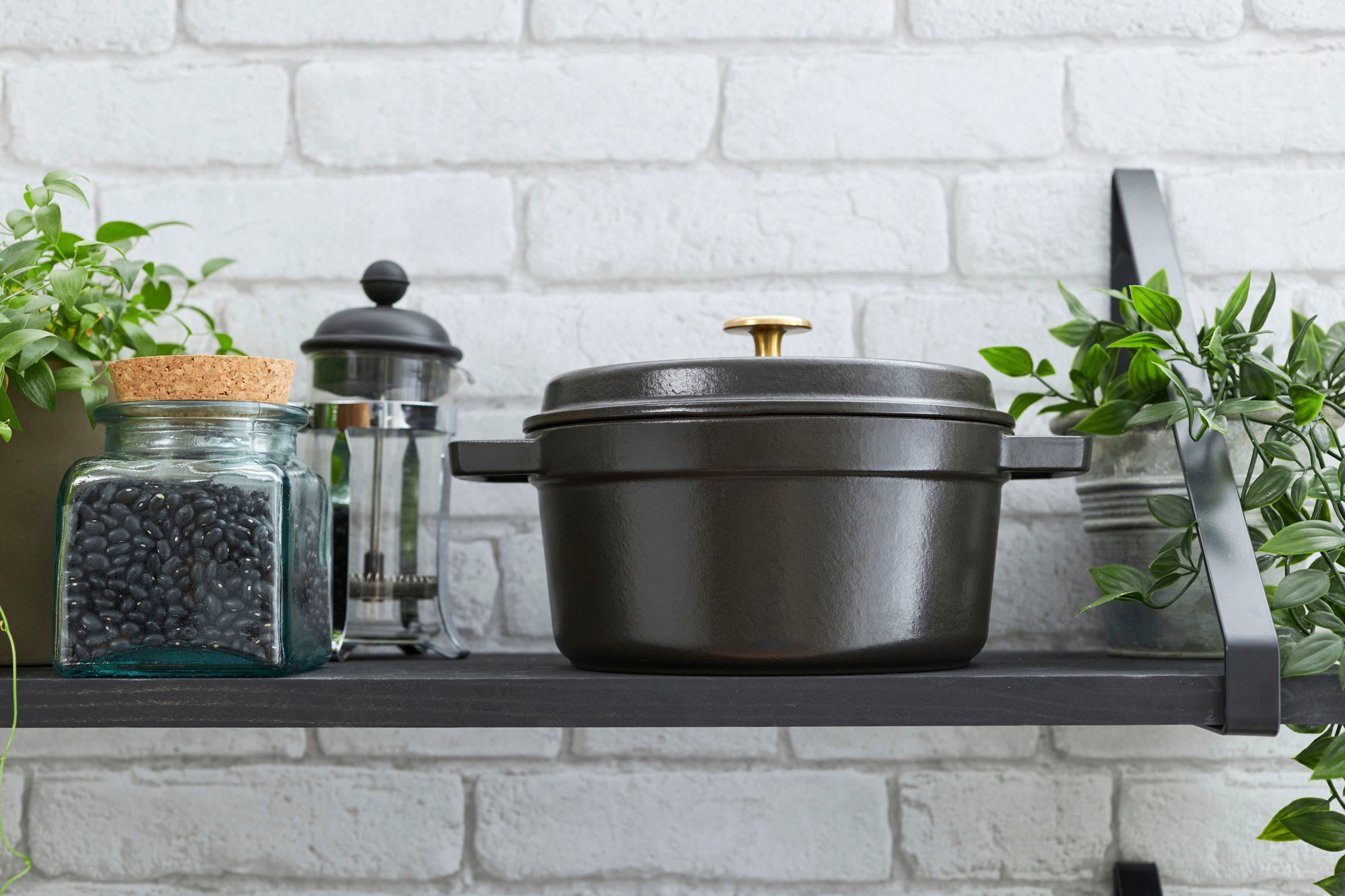 STAUB Bräter »Cocotte«, Gusseisen, (1 tlg.), robust, langlebig, perfekte Hitzeverteilung, Aromaregen-Deckel