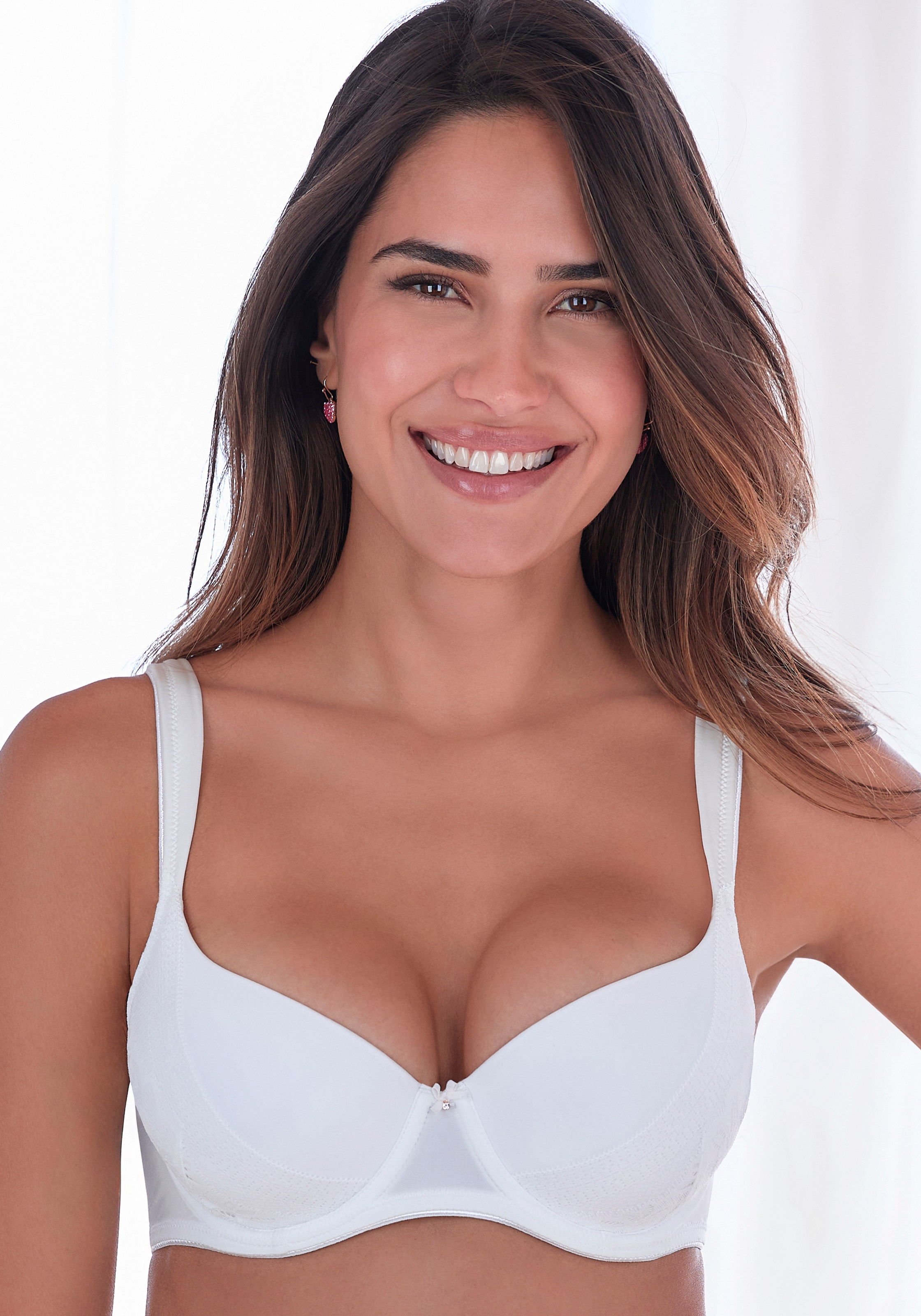 s.Oliver Schalen-BH »Maelle« mit breiten, leicht wattierten Trägern, Dessous