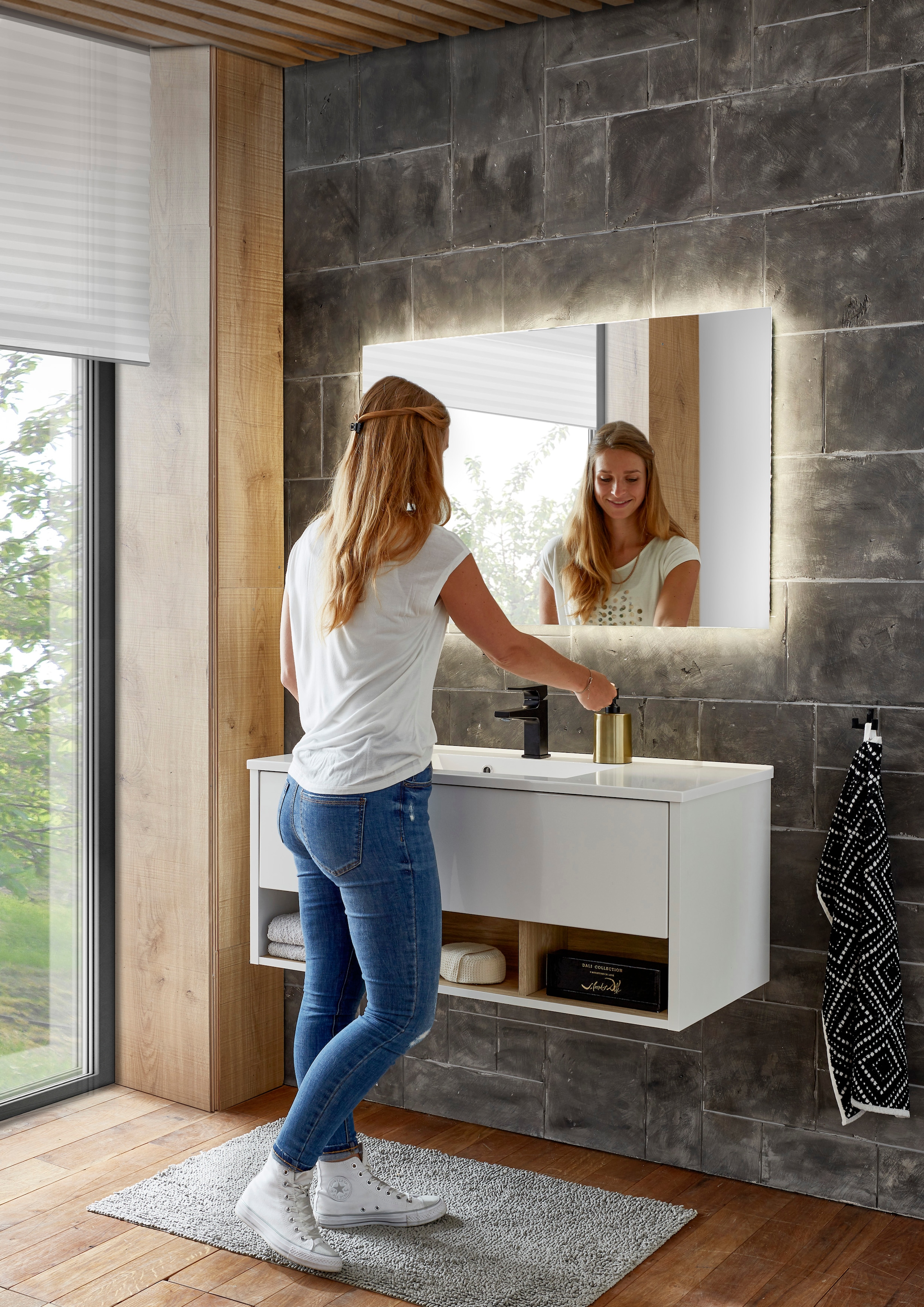 Places of Style Badmöbel-Set »Studio Line, Bad im modernen Design, 2-teiliges Badezimmer«, (2 St.), Waschtisch und Spiegel, in zwei Farben verfügbar, viel Stauraum