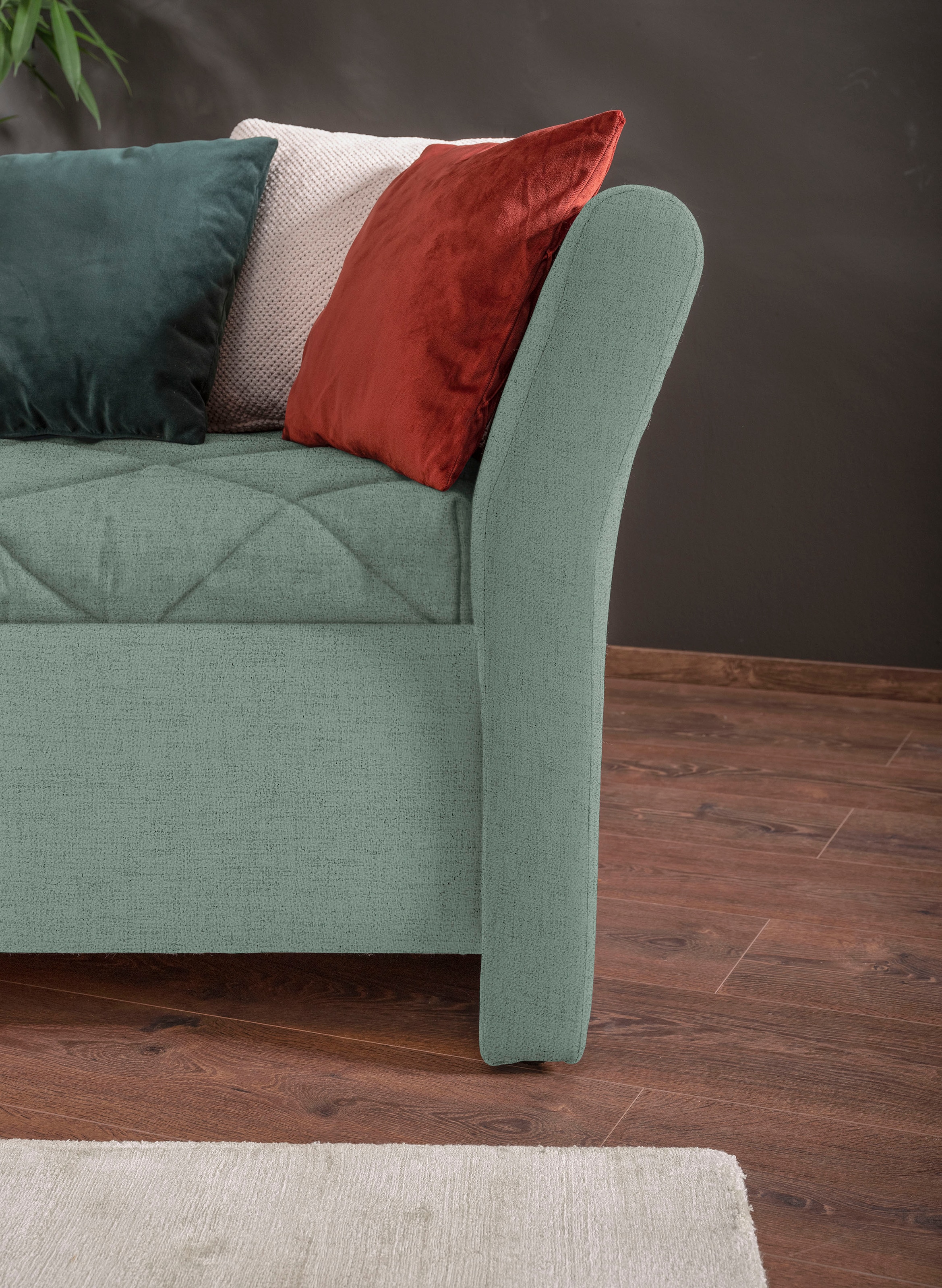 alina Schlafsofa »Lindsay«, Bettkasten, Zierkissen-Set aus: 2 Stk. 40x40cm, 1 Stk. 30x30cm
