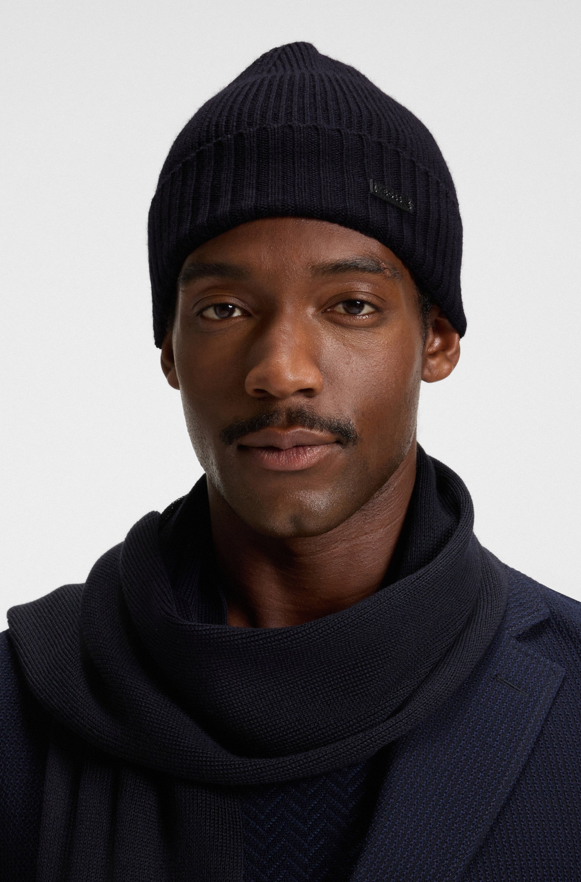 BOSS Beanie »Fati« aus Rippenstrick