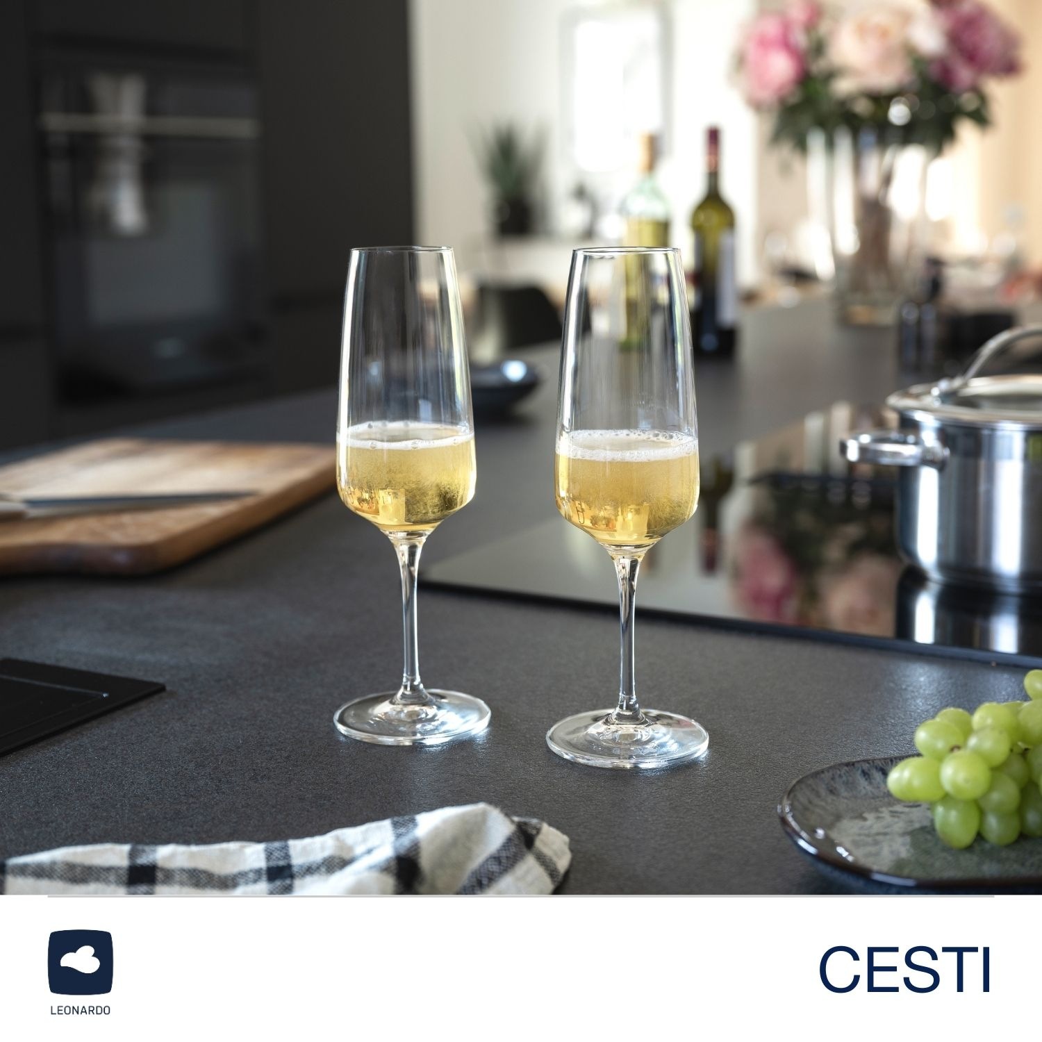 LEONARDO Gläser-Set »CESTI + Poliertuch, 13-teilig«, (Set, 13 tlg.), 4 Sektgläser, 4 Rieslinggläser und 4 Weißweingläser mit Poliertuch