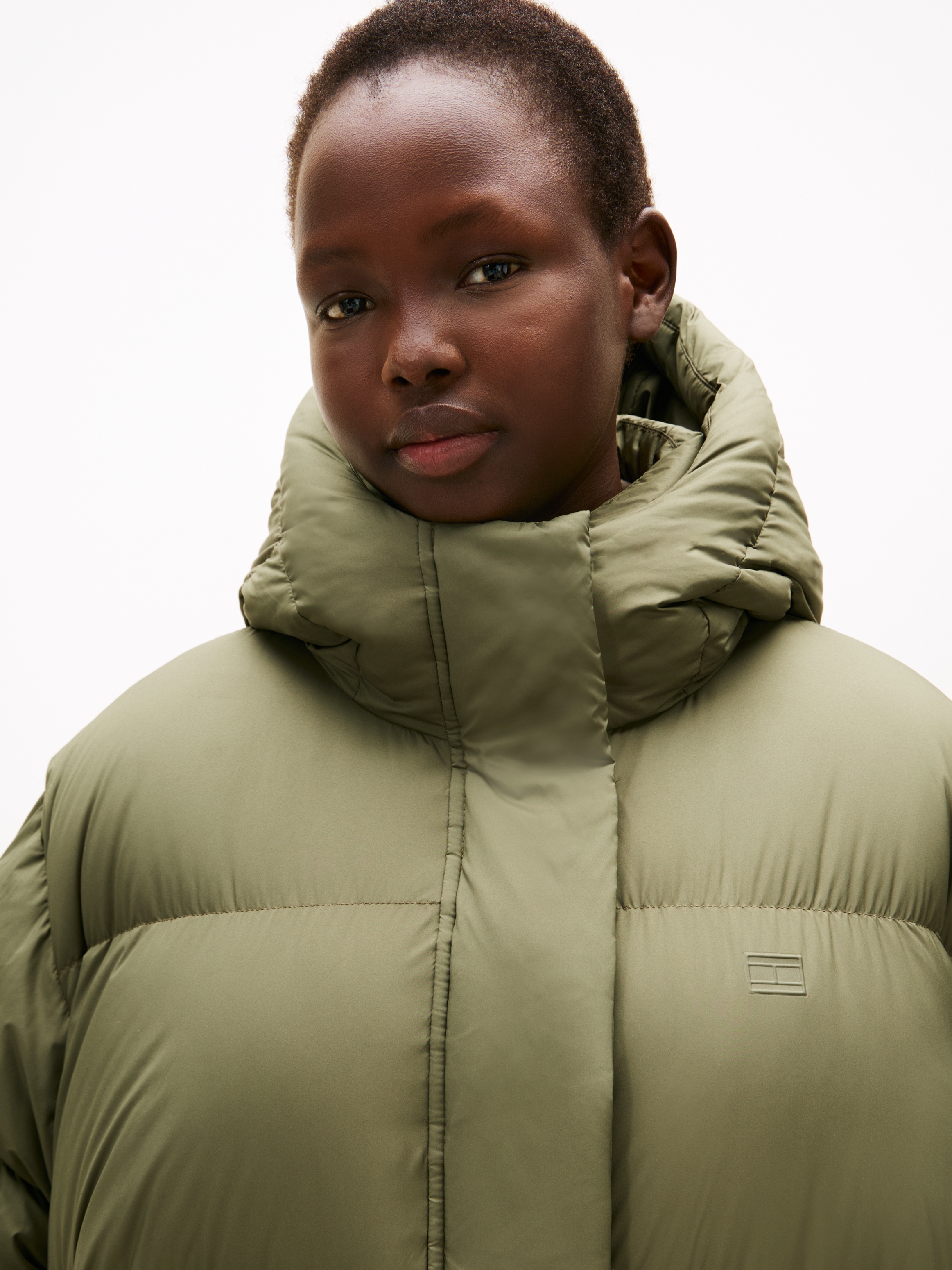 Tommy Hilfiger Curve Daunenmantel »CRV MODERN DOWN REG COAT« in großen Größen