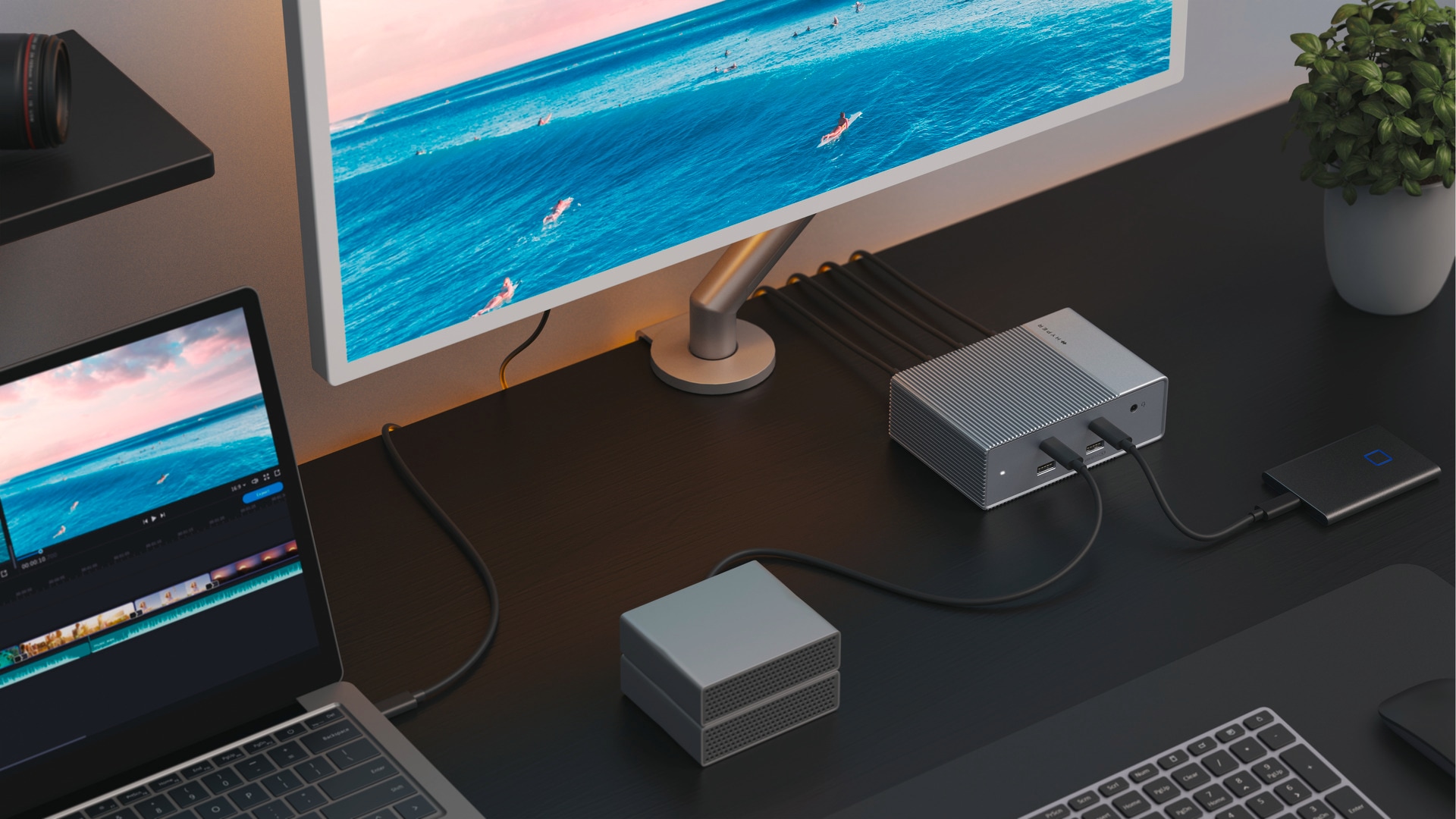 Targus Laptop-Dockingstation »HyperDrive Universal GEN2 15-in-1 USB-C Triple Video Dock«